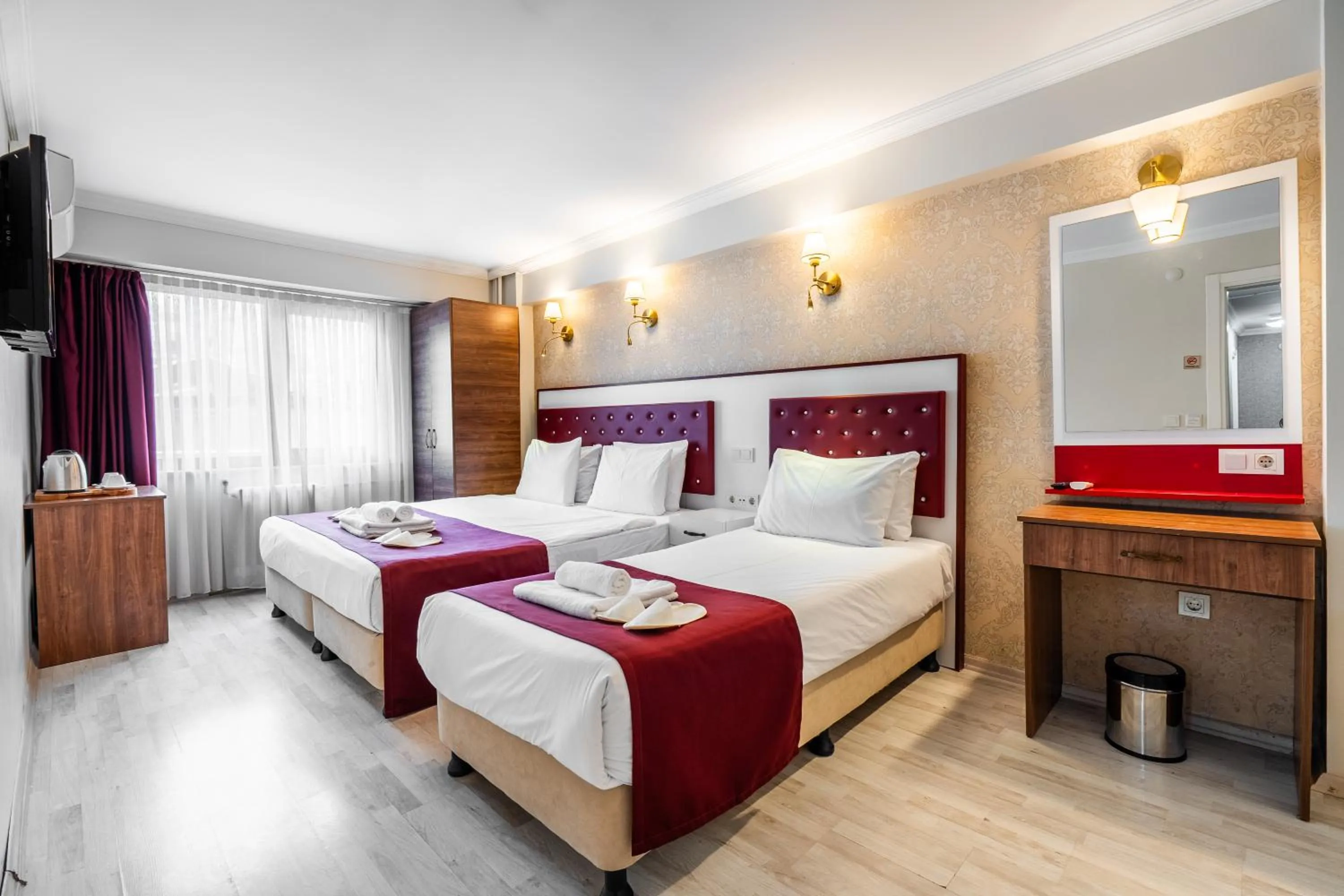 Bedroom, Bed in Cihangir Palace Hotel