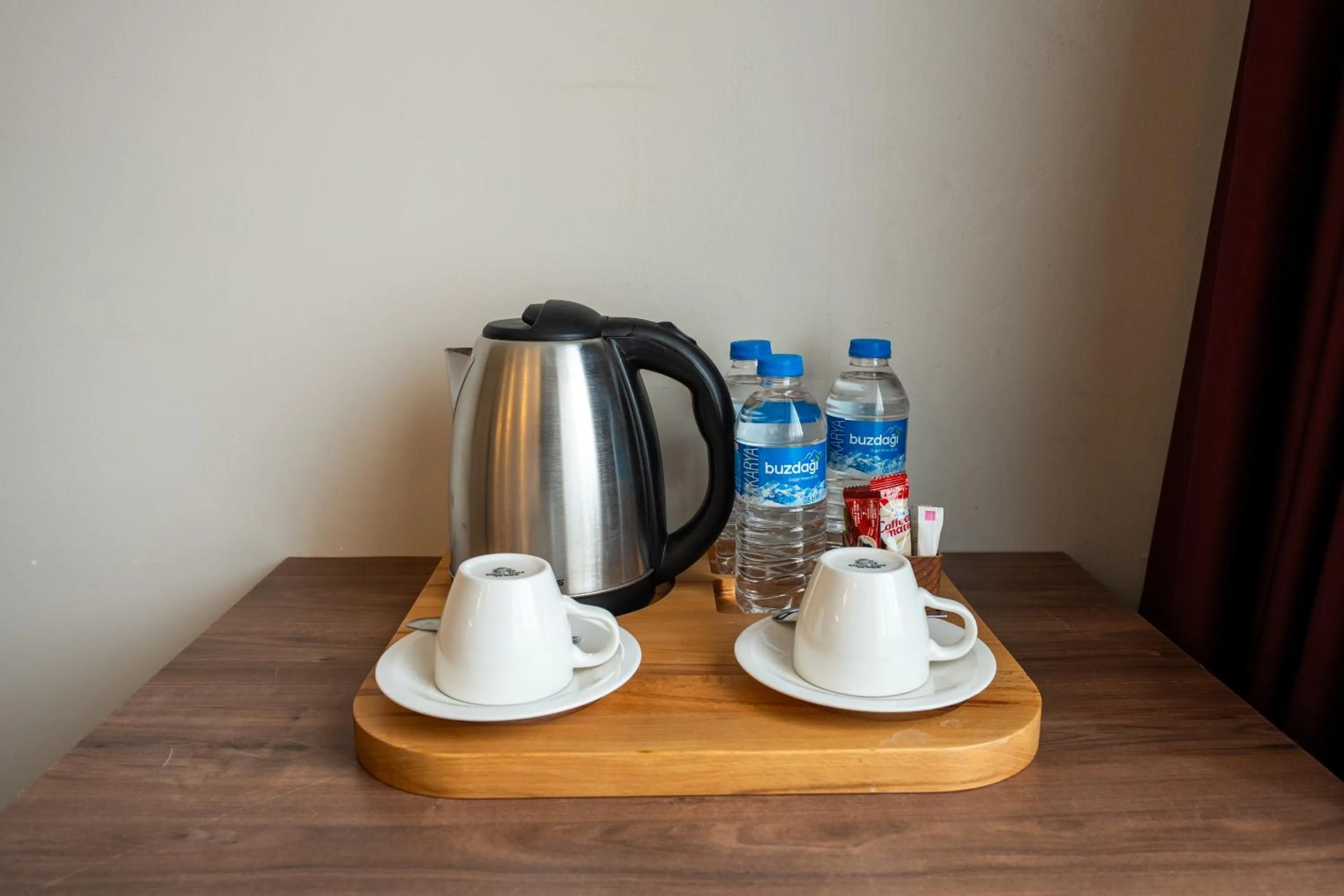 Coffee/tea facilities in Cihangir Palace Hotel