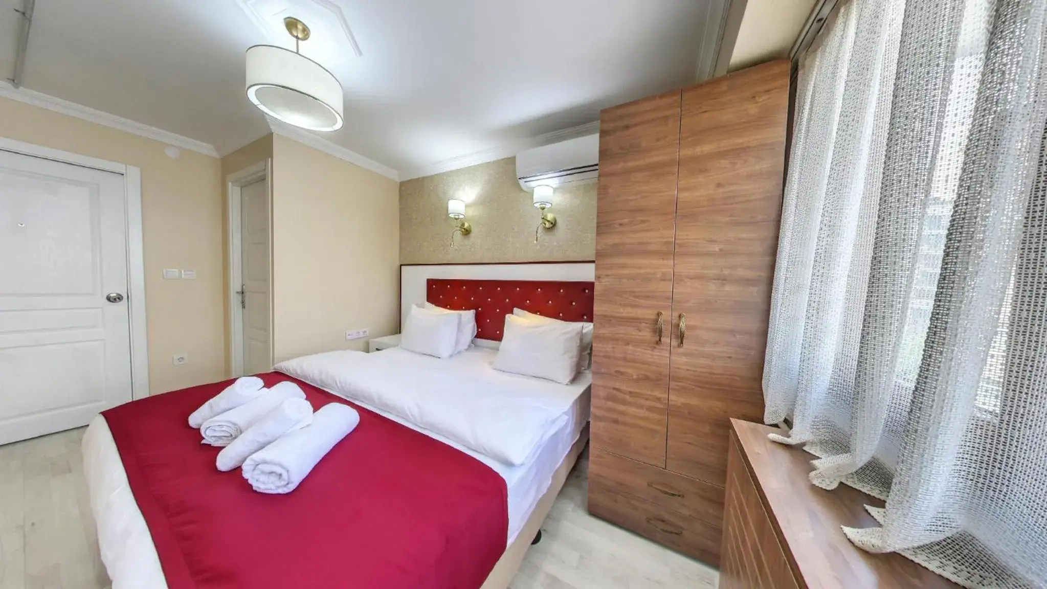 Bed in Cihangir Palace Hotel Bed in Cihangir Palace Hotel