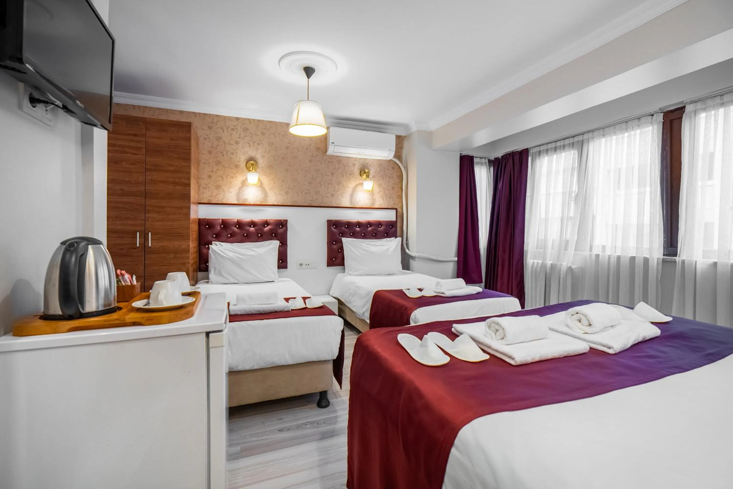 Bedroom, Bed in Cihangir Palace Hotel