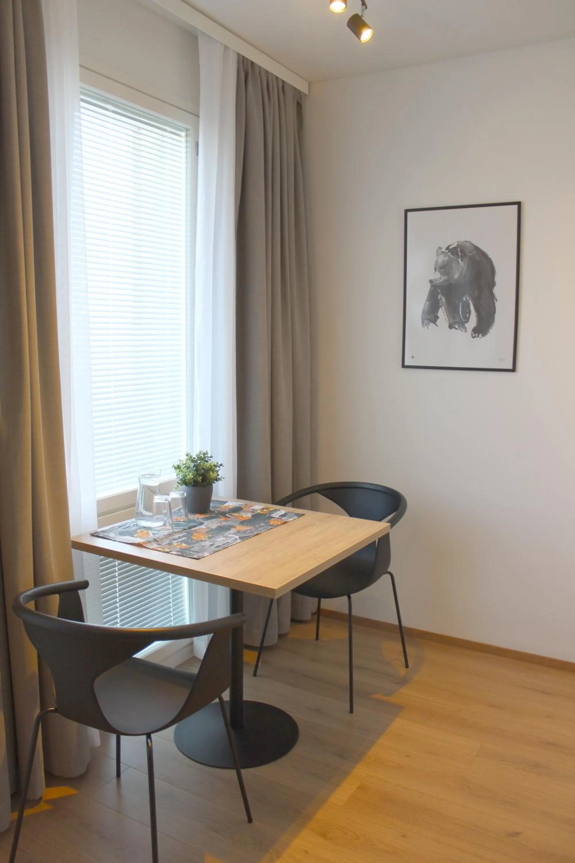 Dining area in Forenom Serviced Apartments Rovaniemi Valtakatu