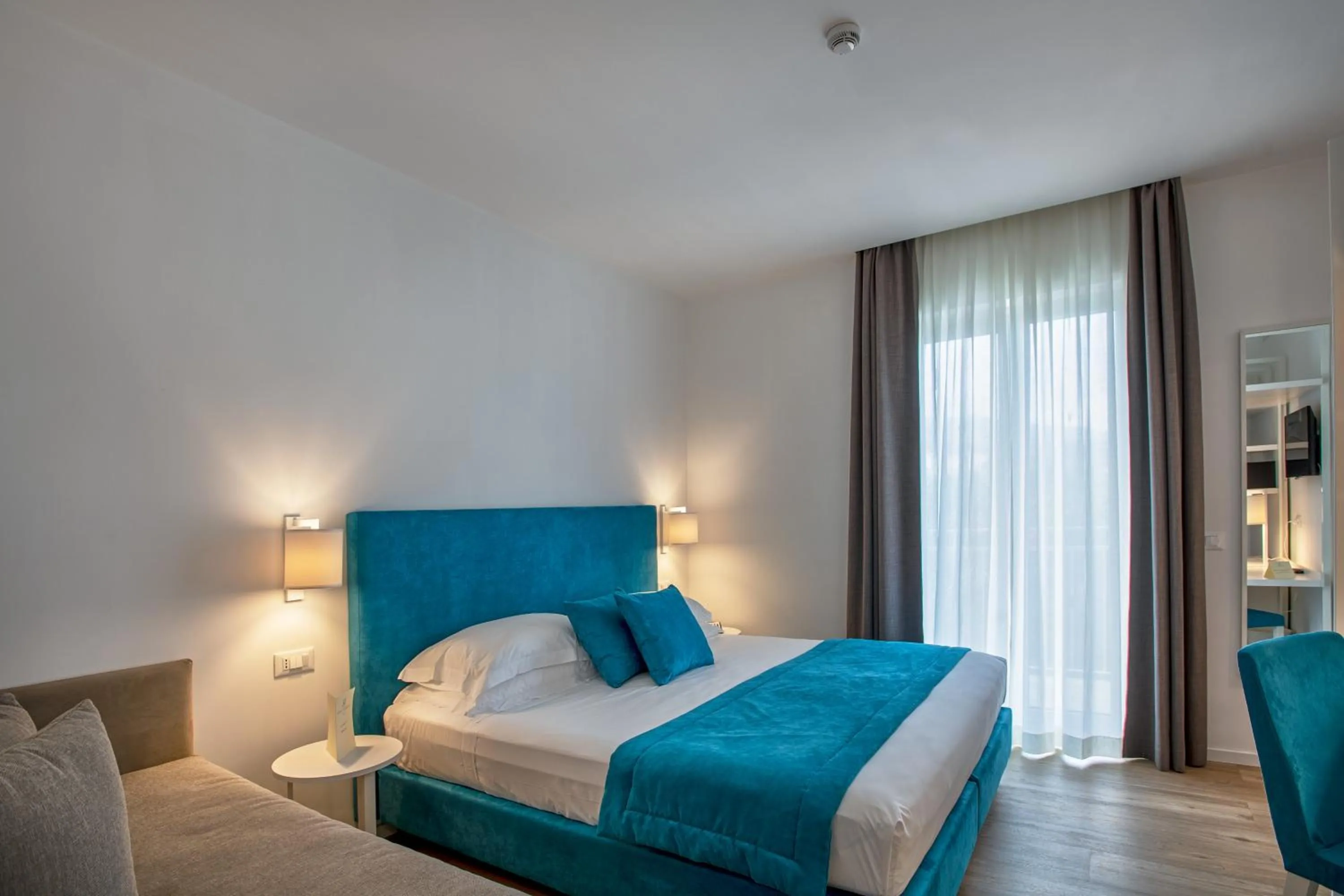 Photo of the whole room, Bed in Hotel Isabella Sorrento