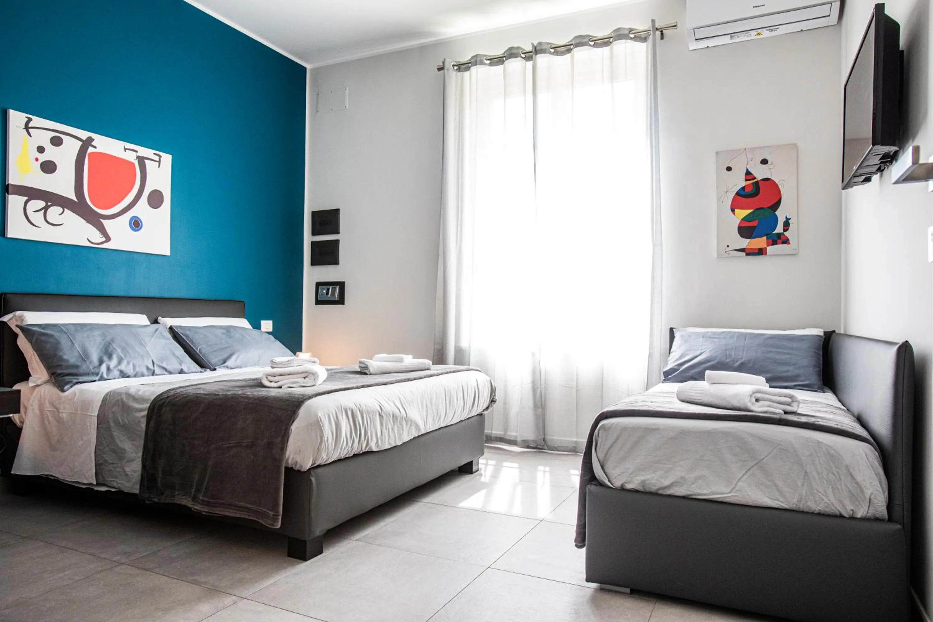 Bed in Garibaldi 136