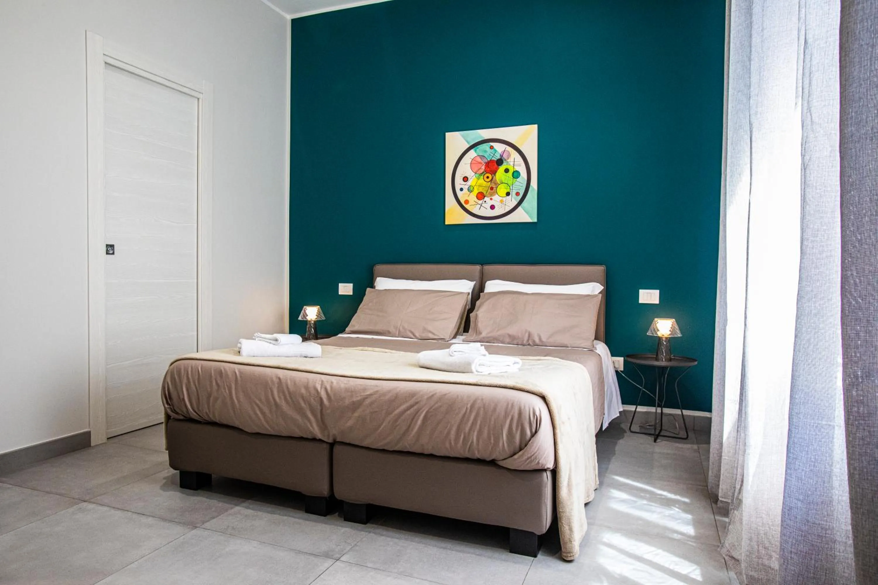 Bed in Garibaldi 136