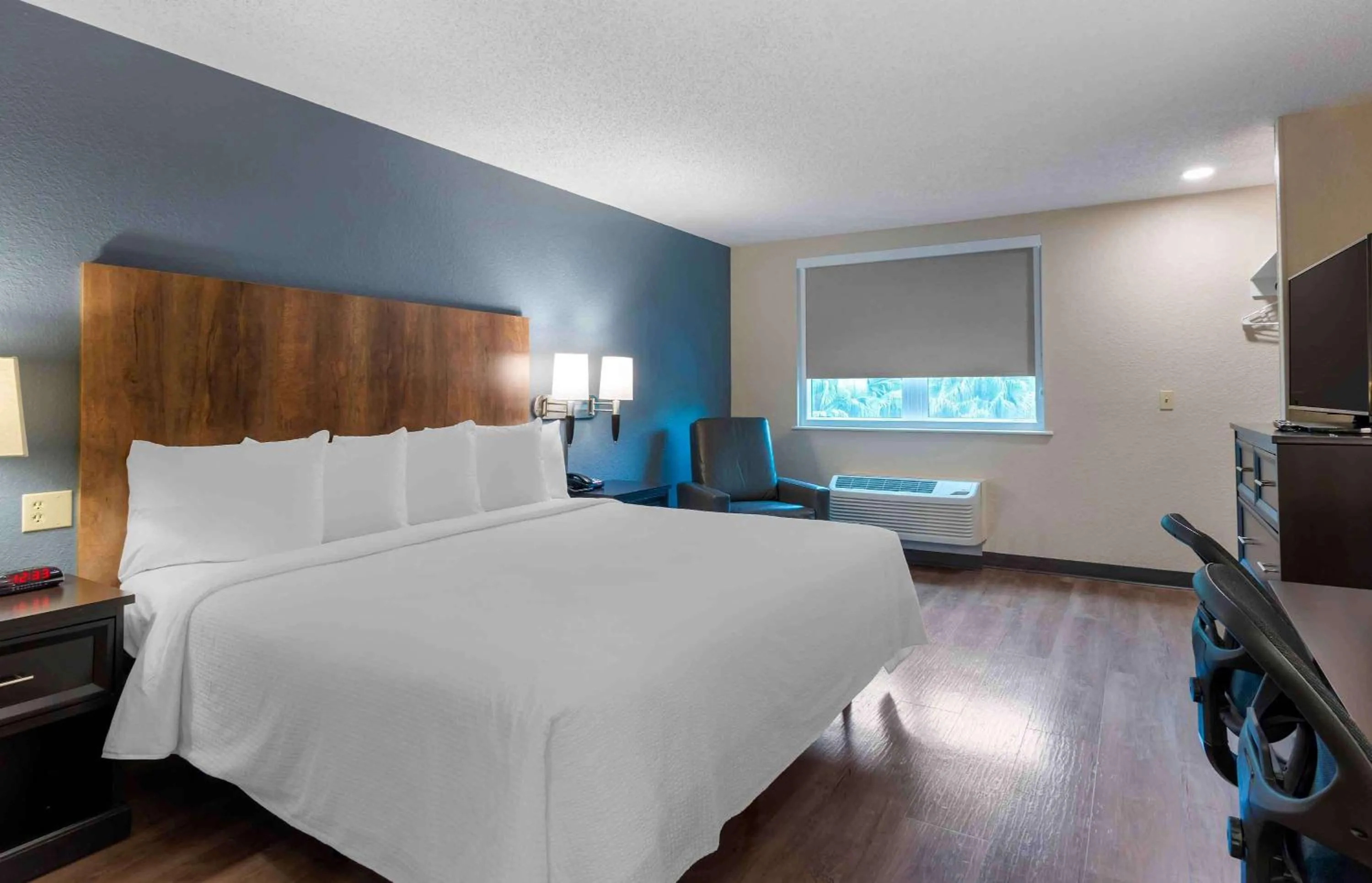 Bedroom, Bed in Extended Stay America Premier Suites - Miami - Coral Gables