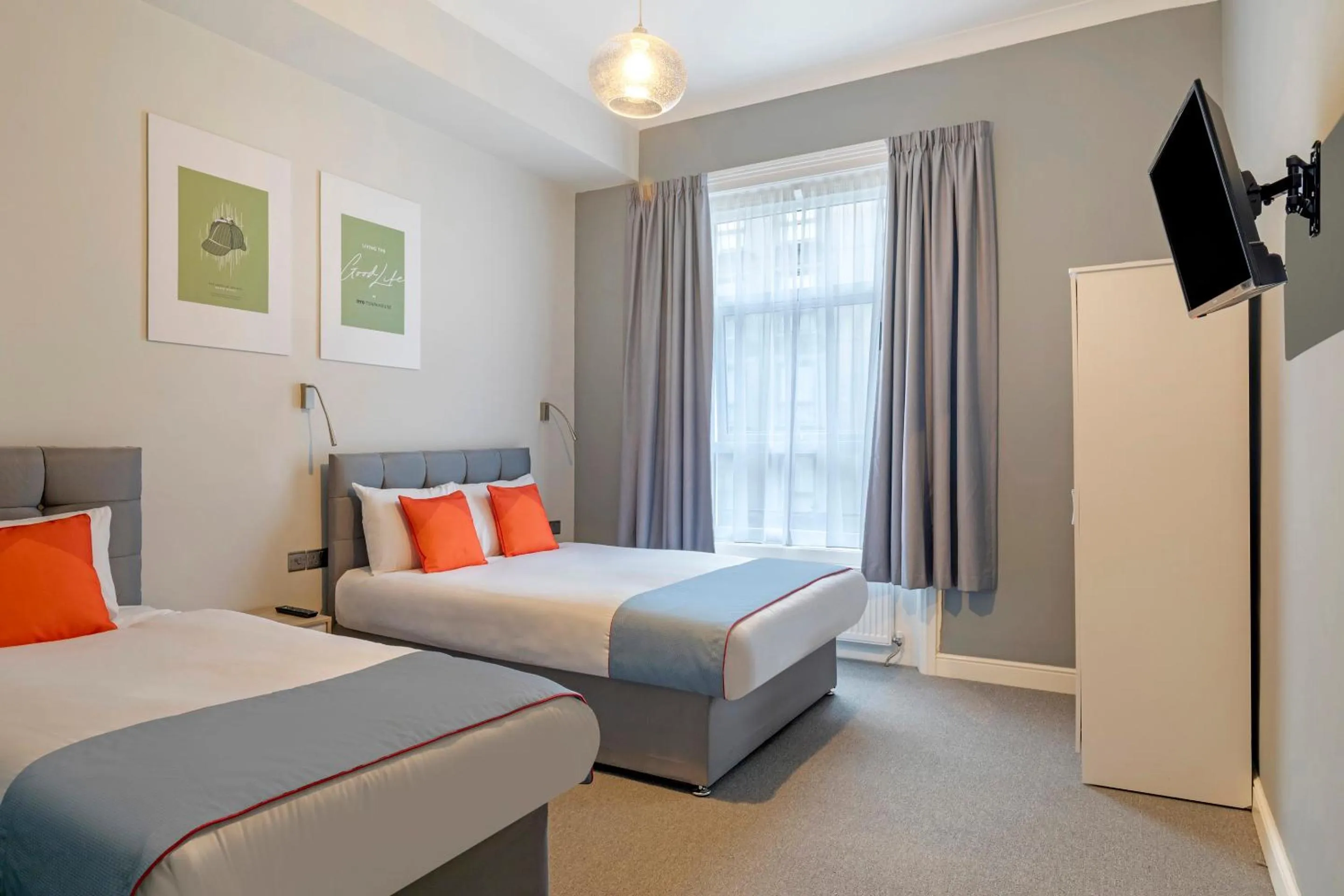 Bedroom, Bed in Townhouse Apollo, Hyde Park