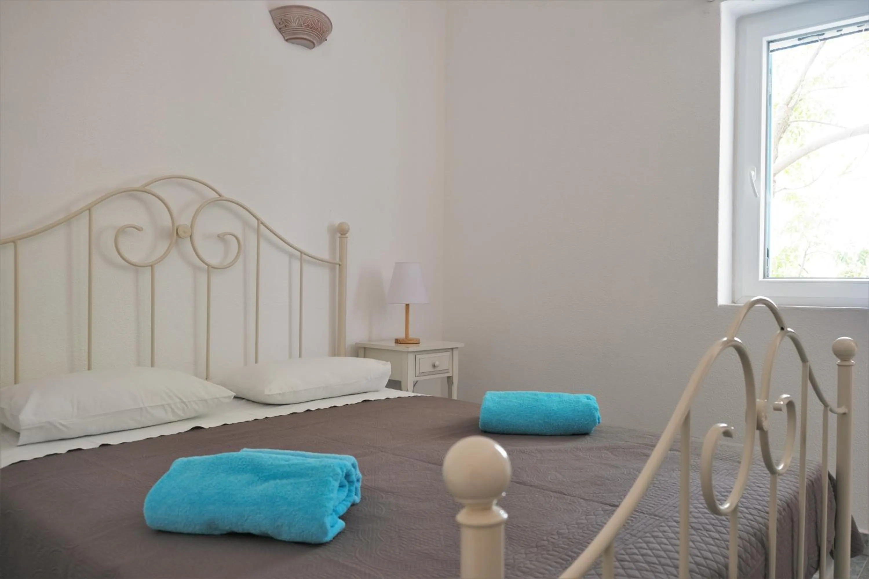 Bedroom, Bed in Bungalows Marina