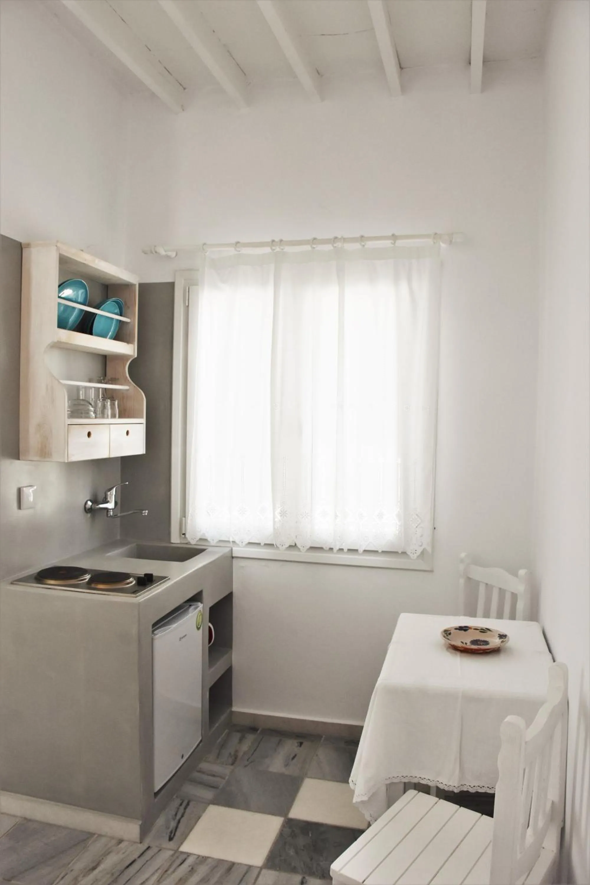 Kitchen or kitchenette, Bed in Bungalows Marina