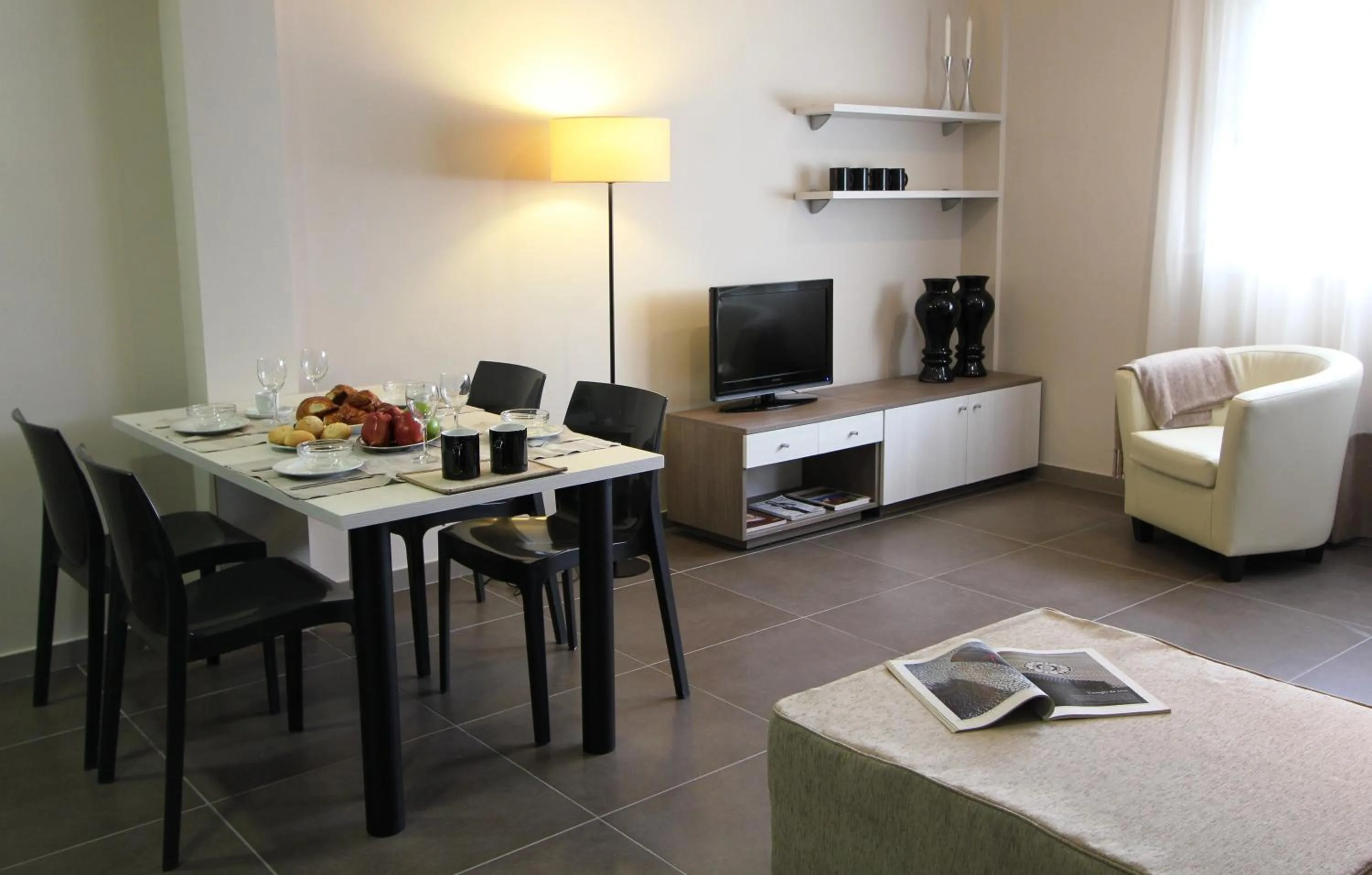 Living room in Pierre & Vacances Barcelona Sants
