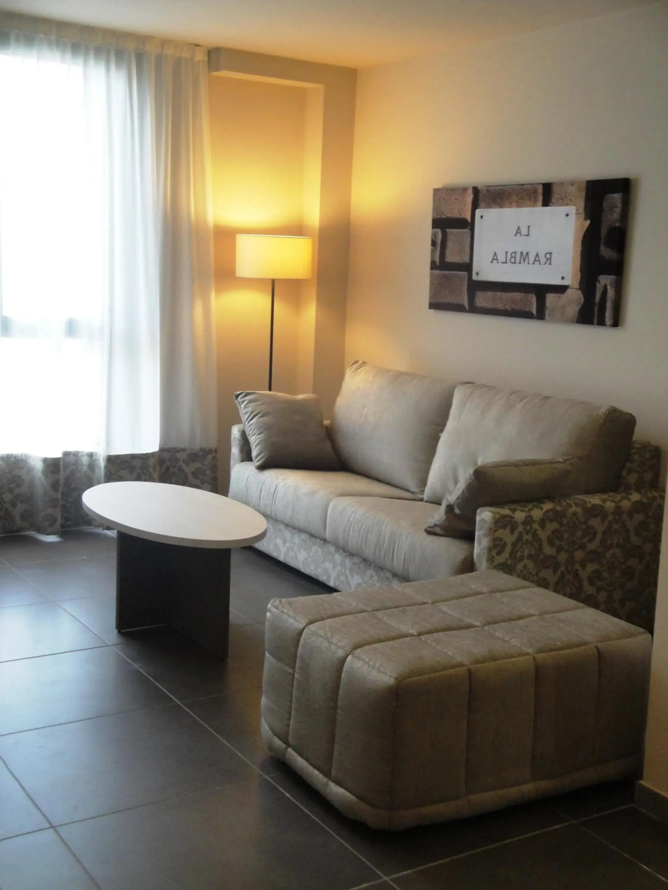 Living room in Pierre & Vacances Barcelona Sants Living room in Pierre & Vacances Barcelona Sants