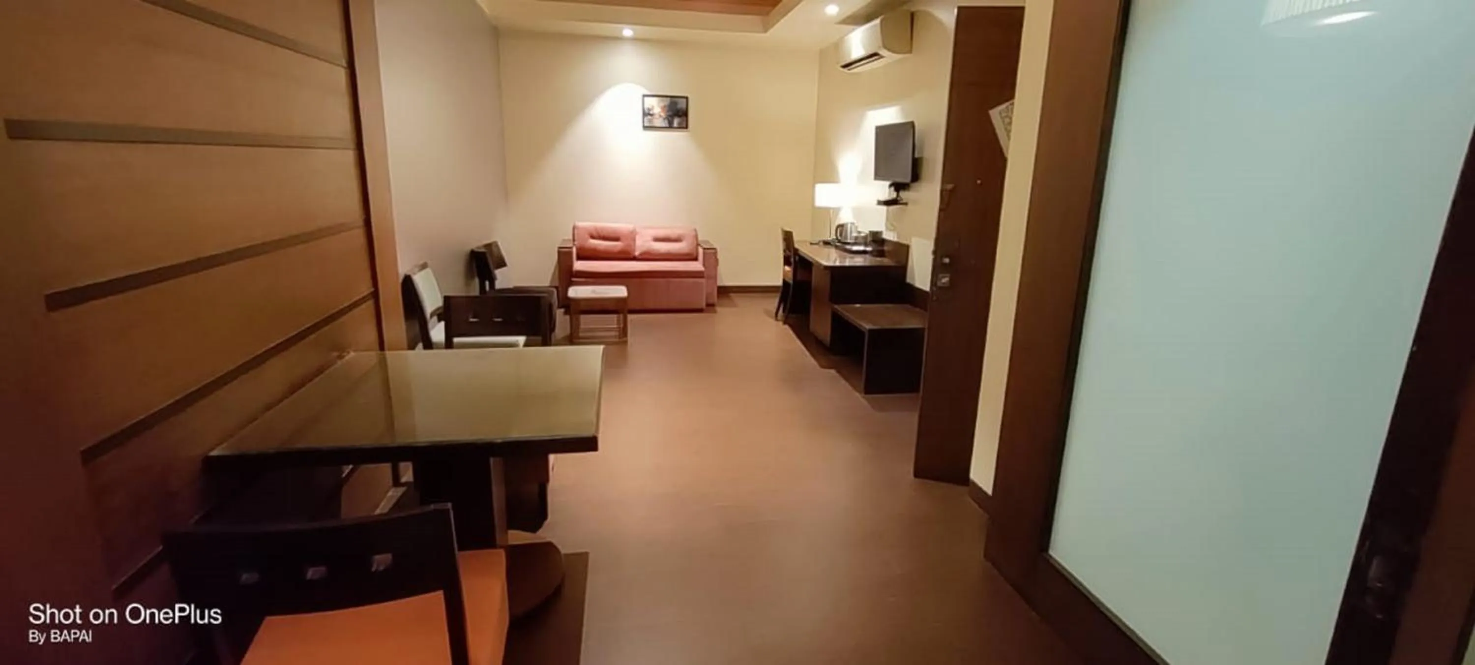 Living room in Hotel Sadanand Regency - Newly Renovated