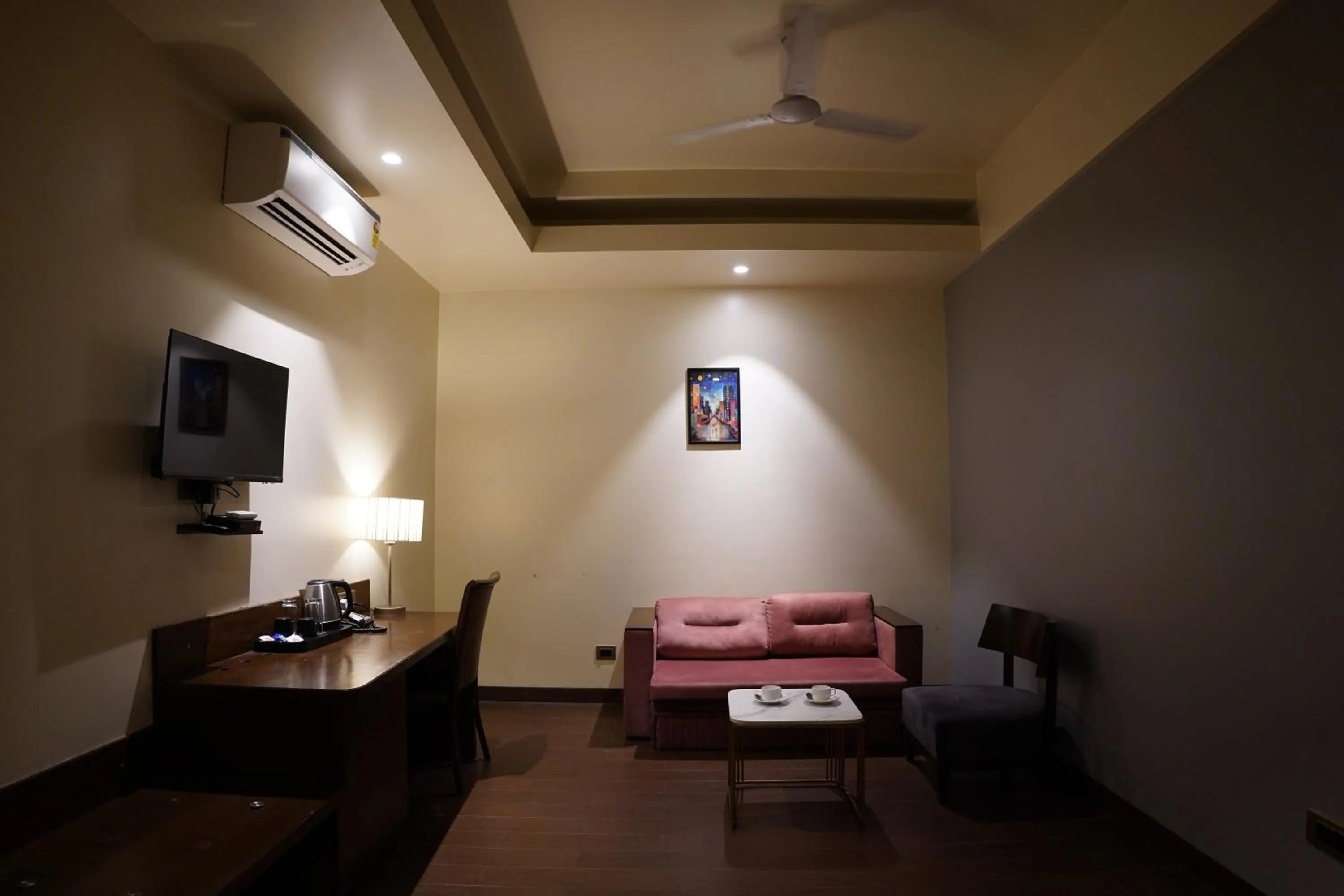 Living room in Hotel Sadanand Regency - Newly Renovated