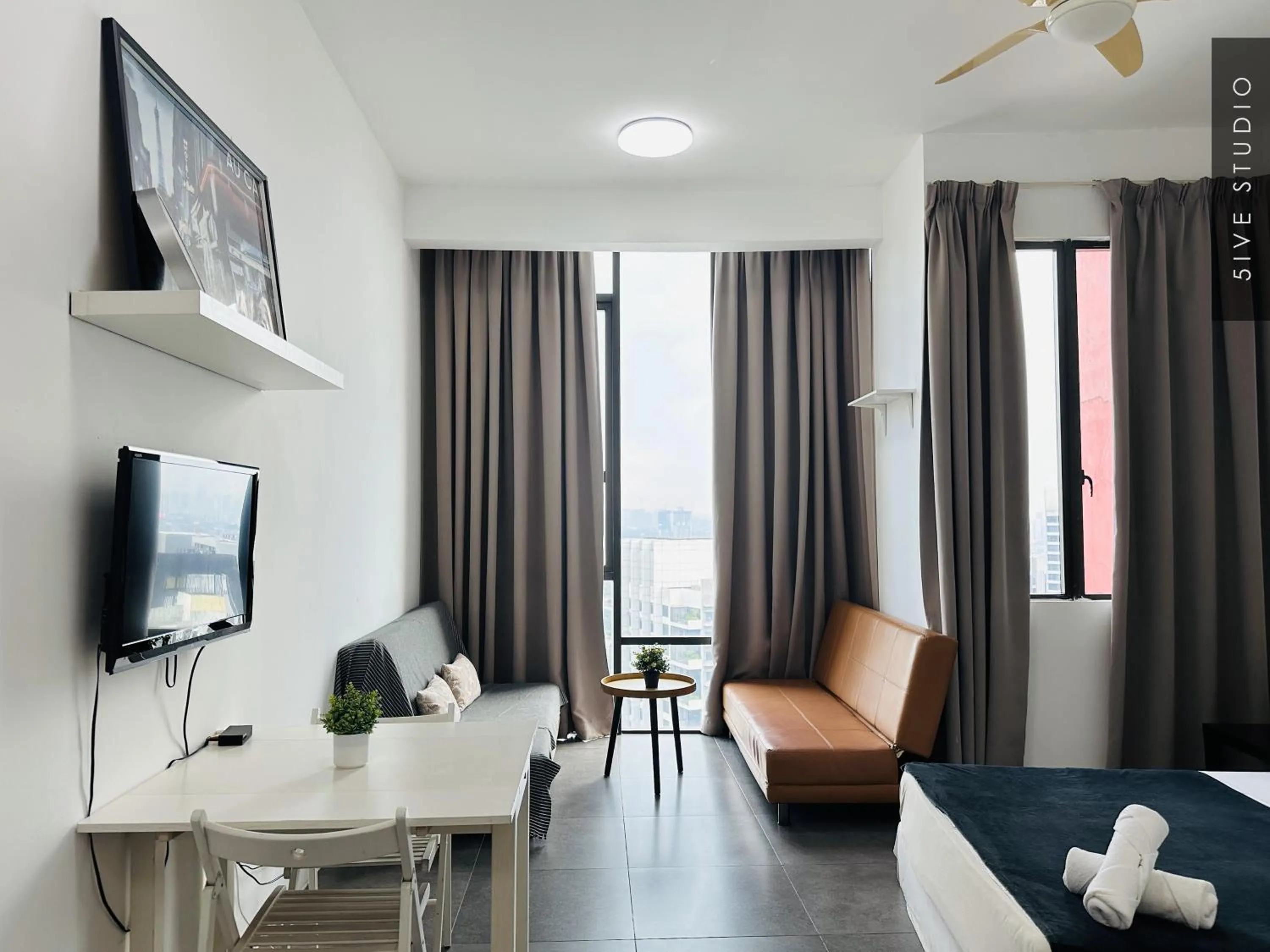 Property building, Bed in Five Studio - Empire Damansara