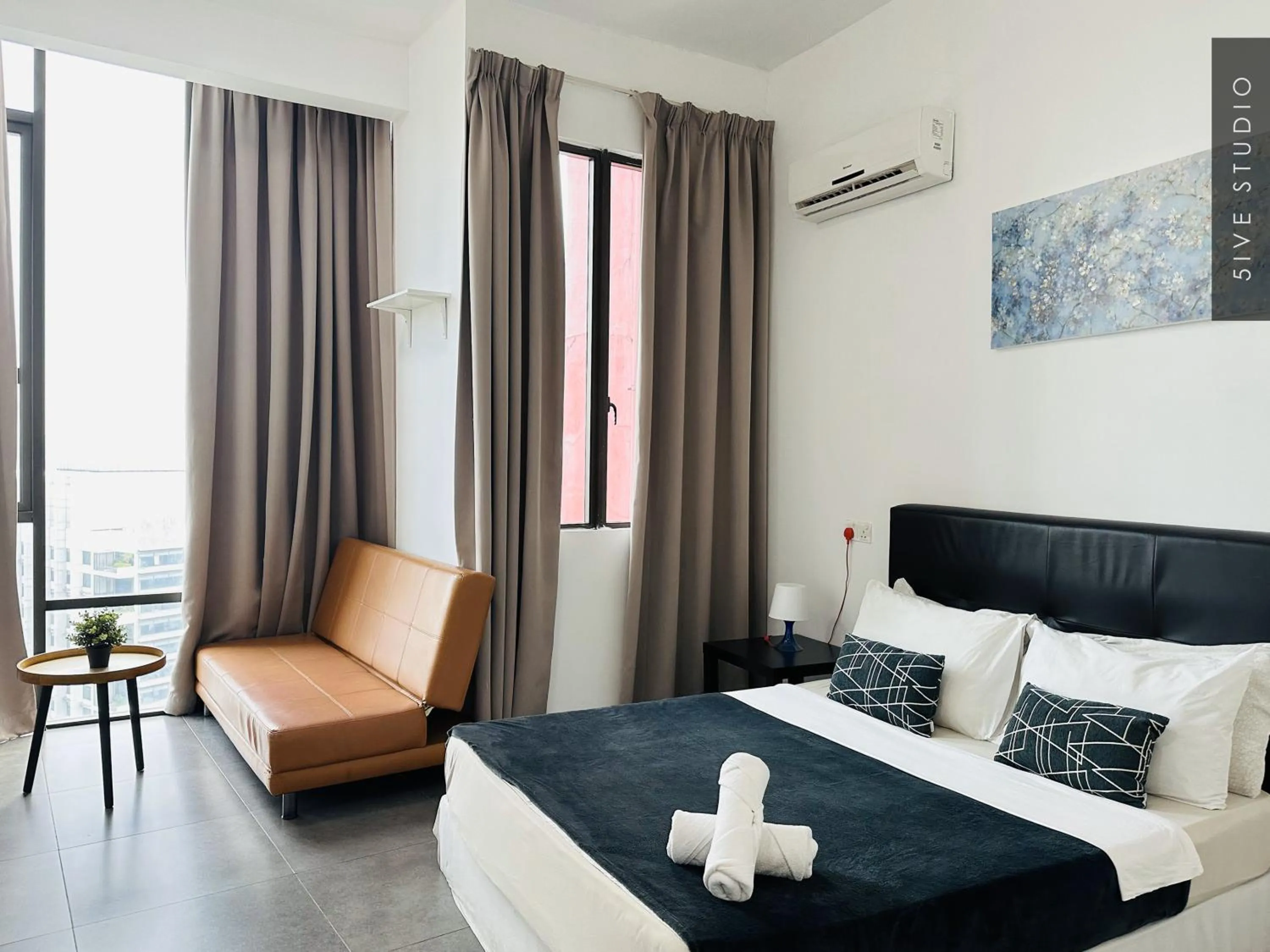 Bedroom, Bed in Five Studio - Empire Damansara