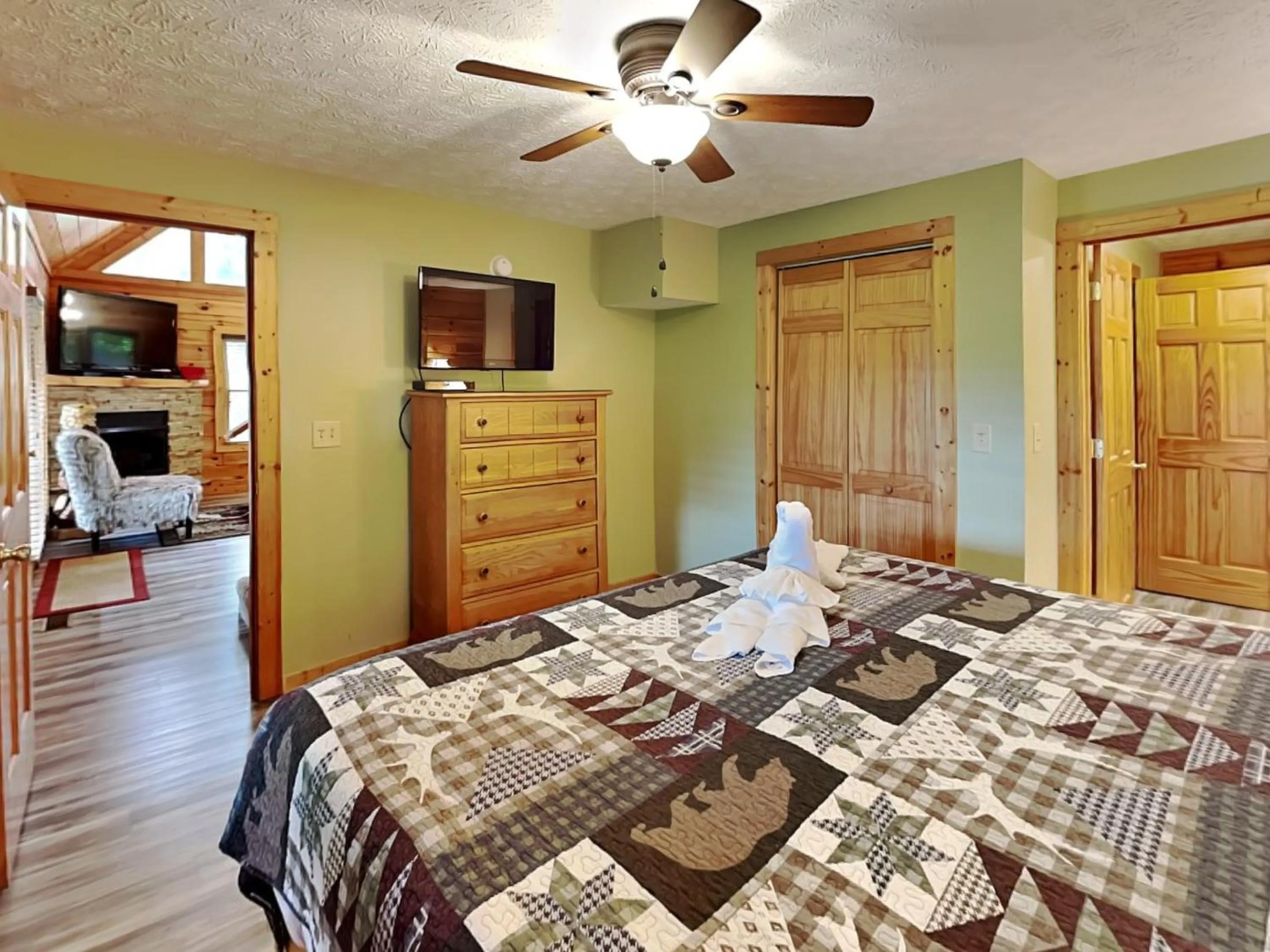 Bed in Highpoint Escape