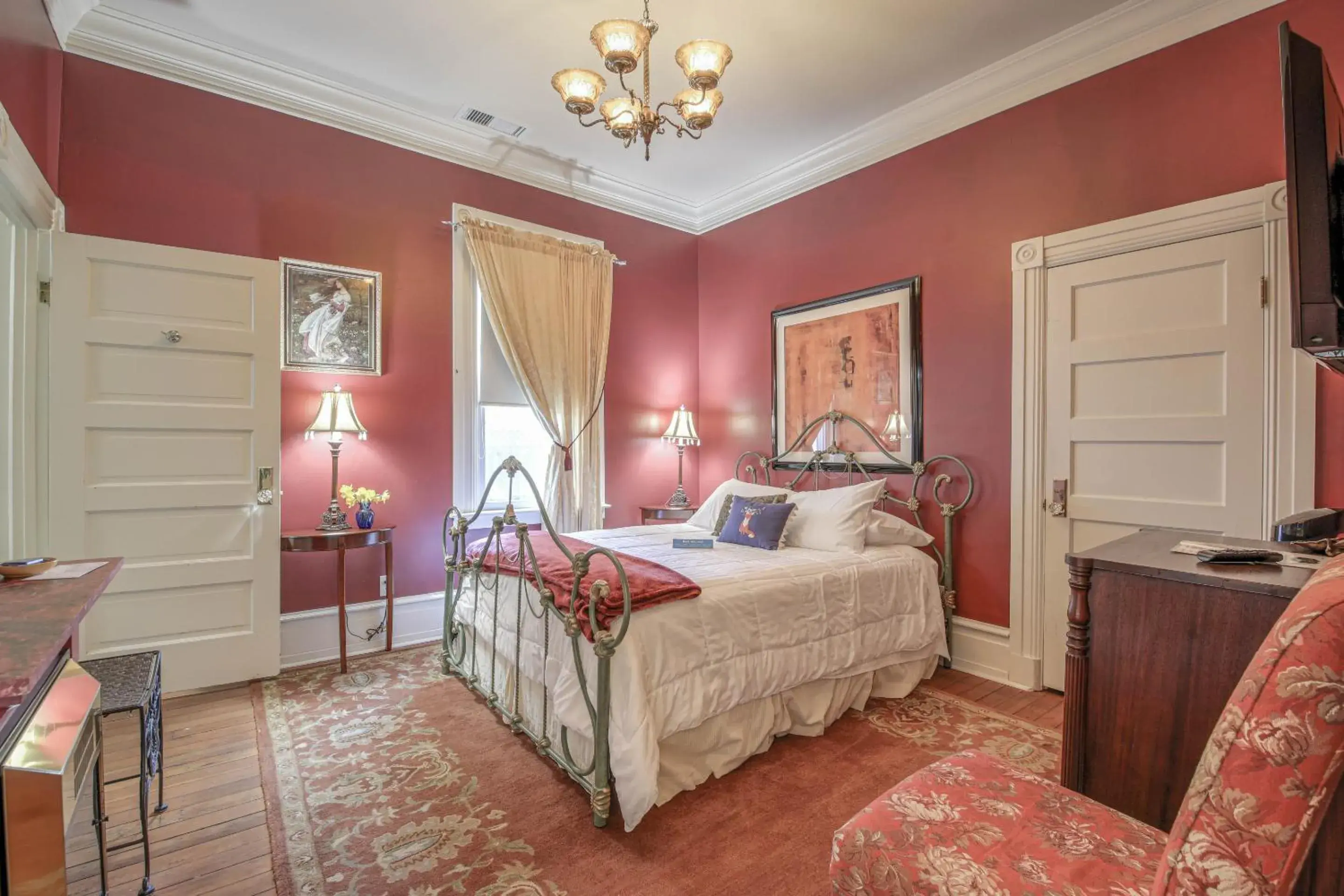 Bedroom, Bed in Abbey House Inn Bedroom, Bed in Abbey House Inn