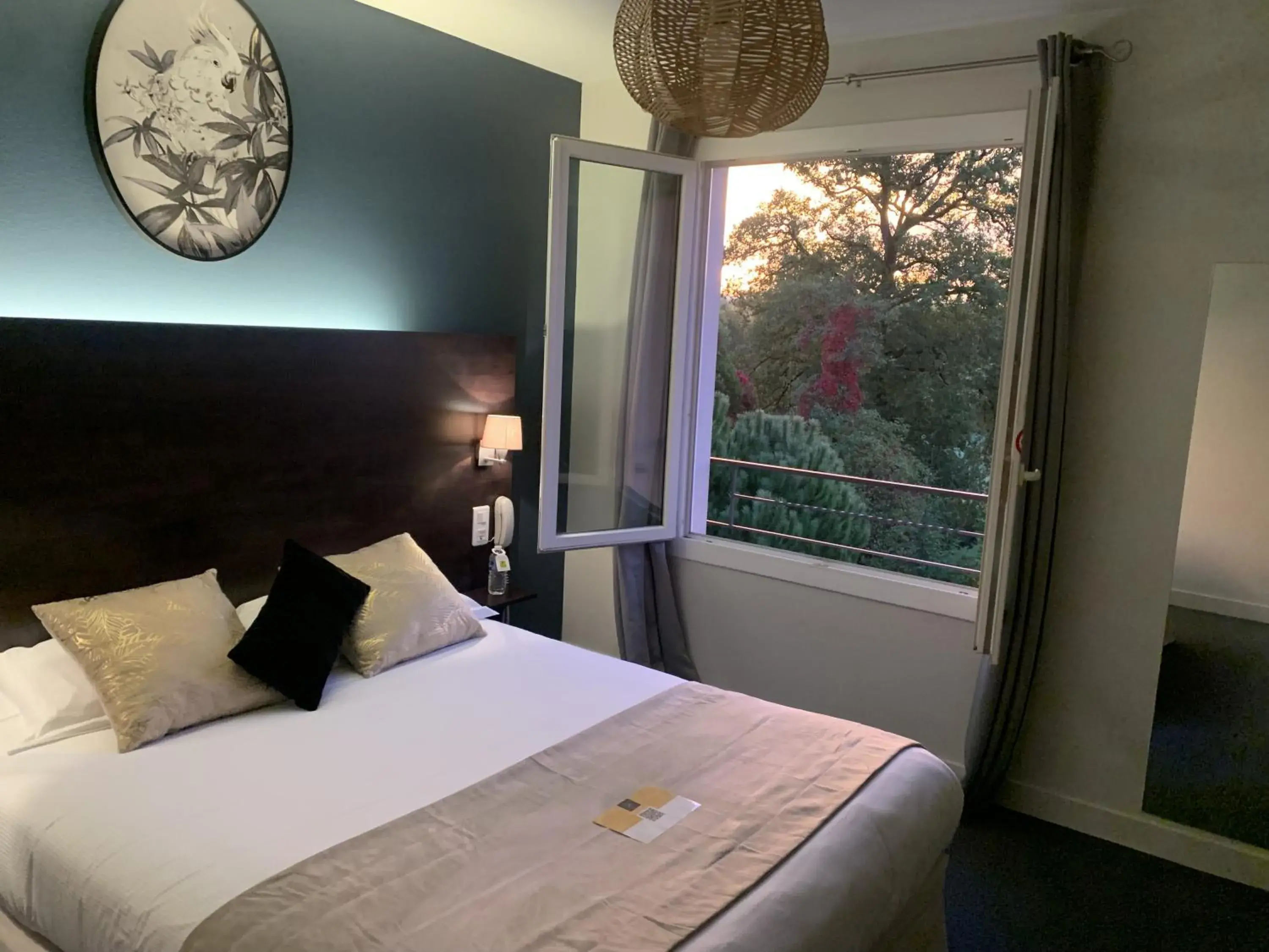 Bedroom, Bed in Logis hôtel Aux Berges de l'Aveyron Bedroom, Bed in Logis hôtel Aux Berges de l'Aveyron