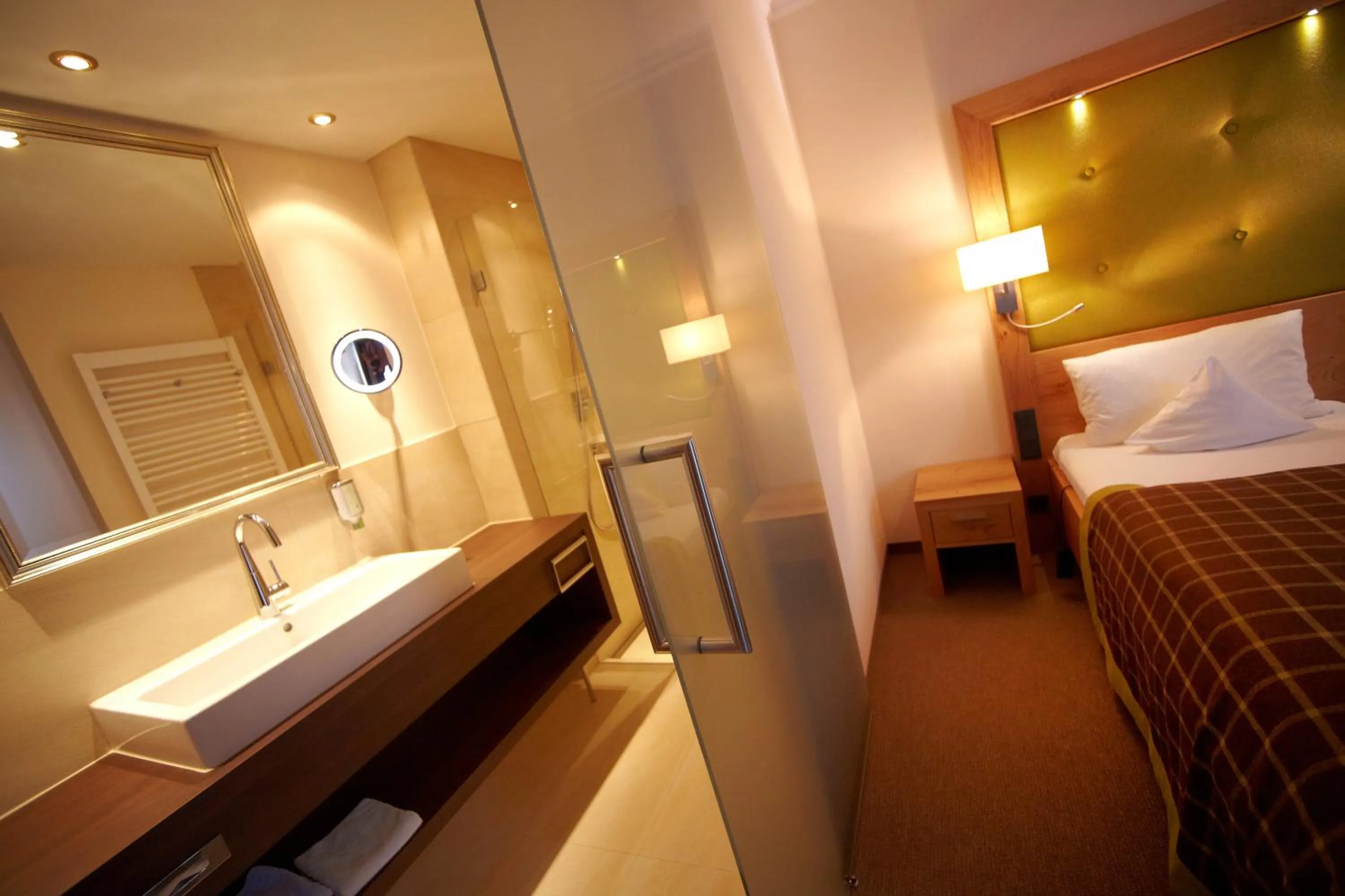 Photo of the whole room, Bed in Wellness & Thermal Retreat Das Mühlbach