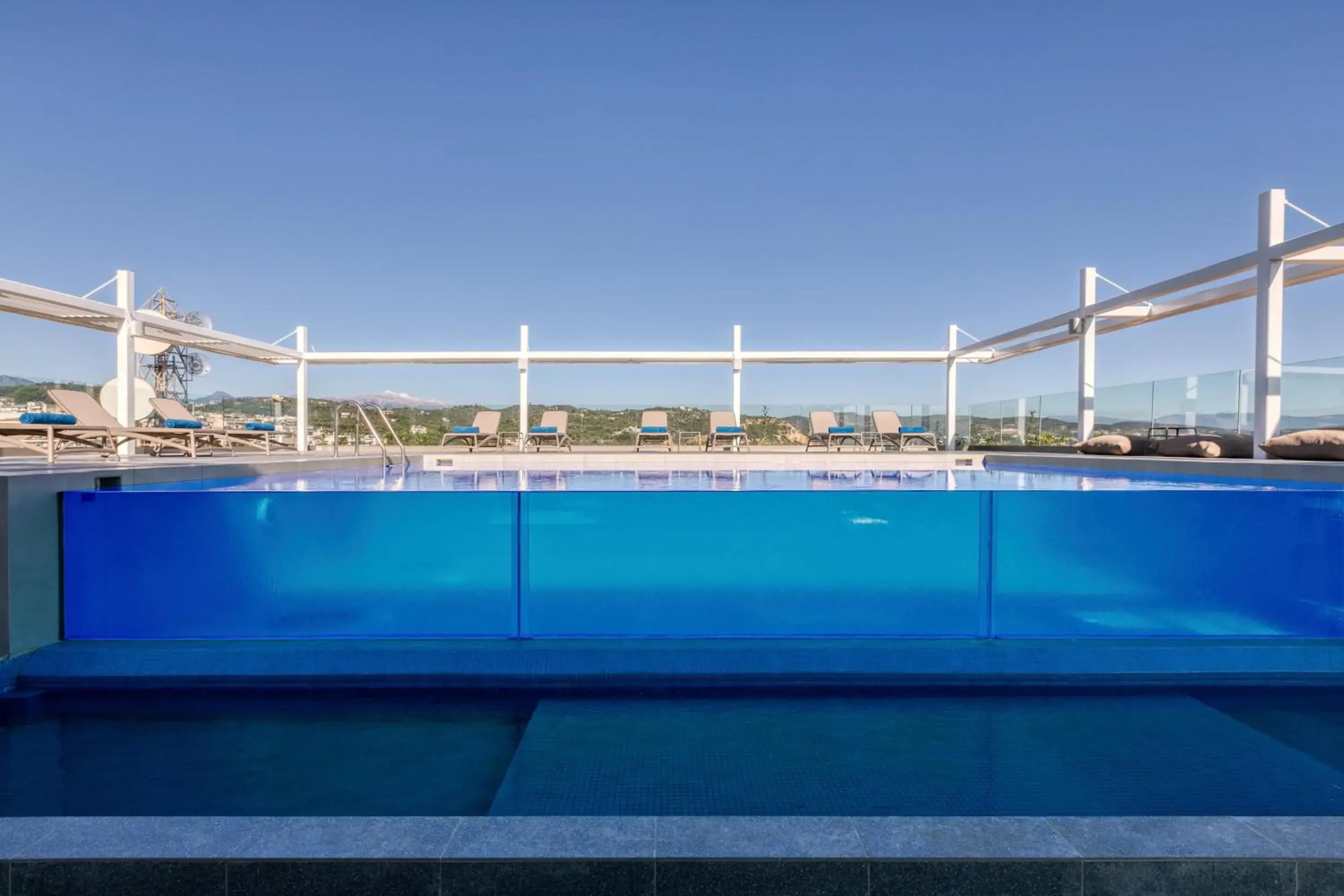 Swimming pool in LAS HOTEL & SPA Swimming pool in LAS HOTEL & SPA