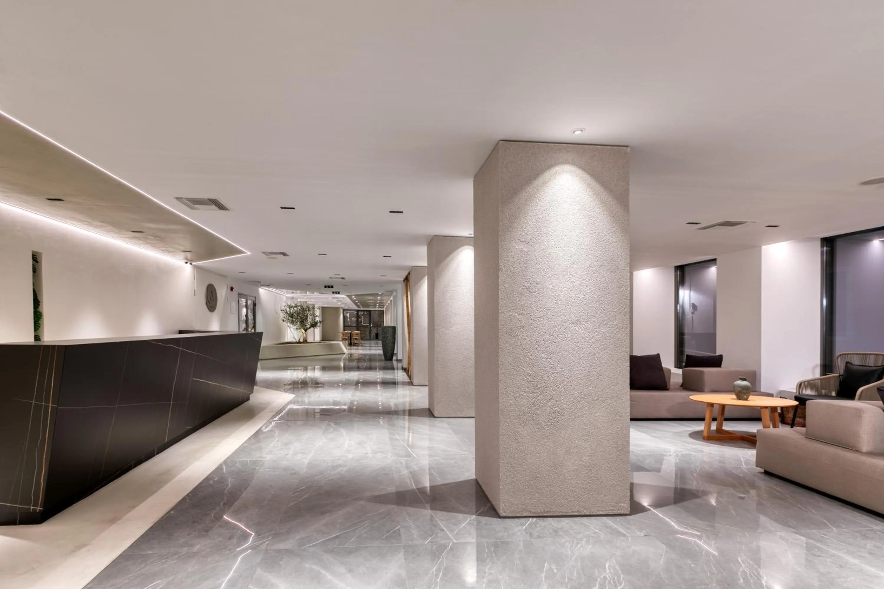 Lobby or reception in LAS HOTEL & SPA