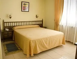 Photo of the whole room, Bed in Hotel Millan