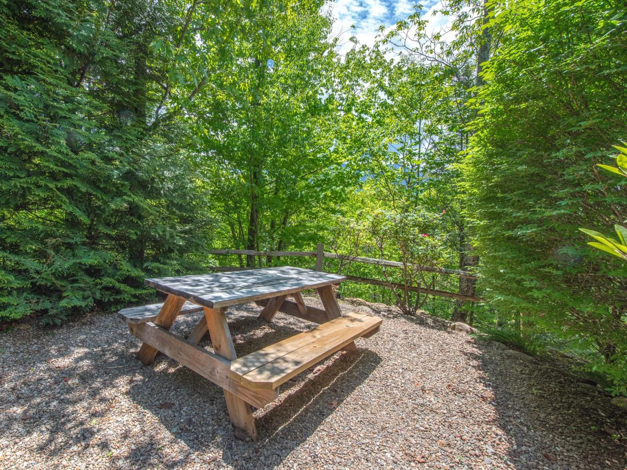 Property building in Eagles Point Lodge