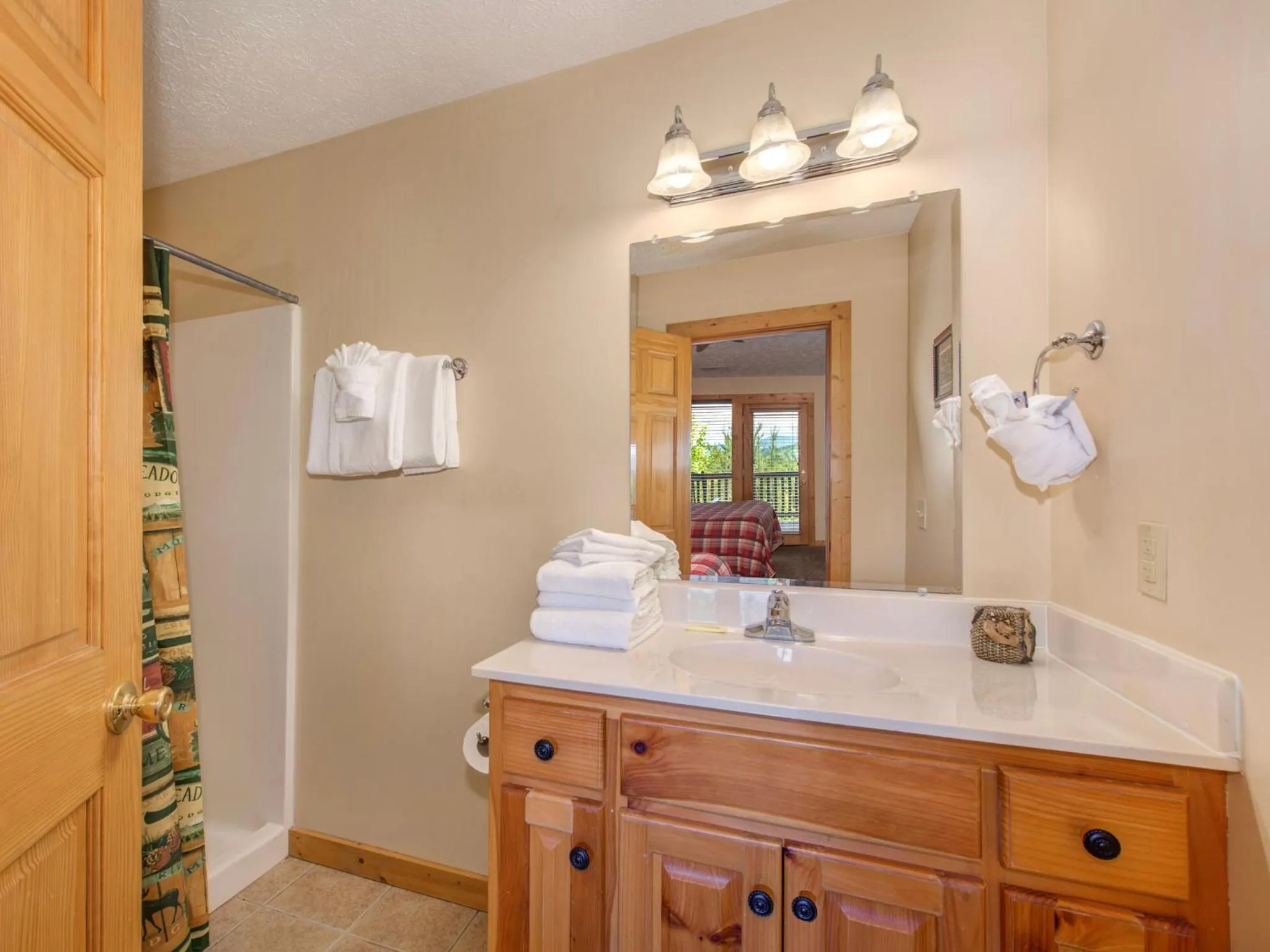 Kitchen or kitchenette in Eagles Point Lodge