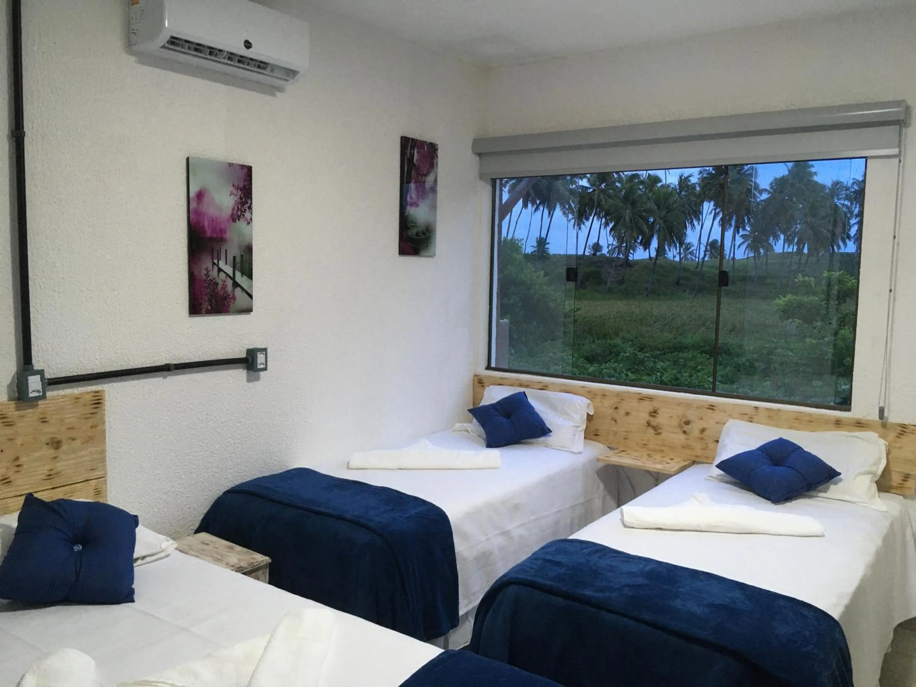 Landmark view, Bed in Pousada Brisa e Mar