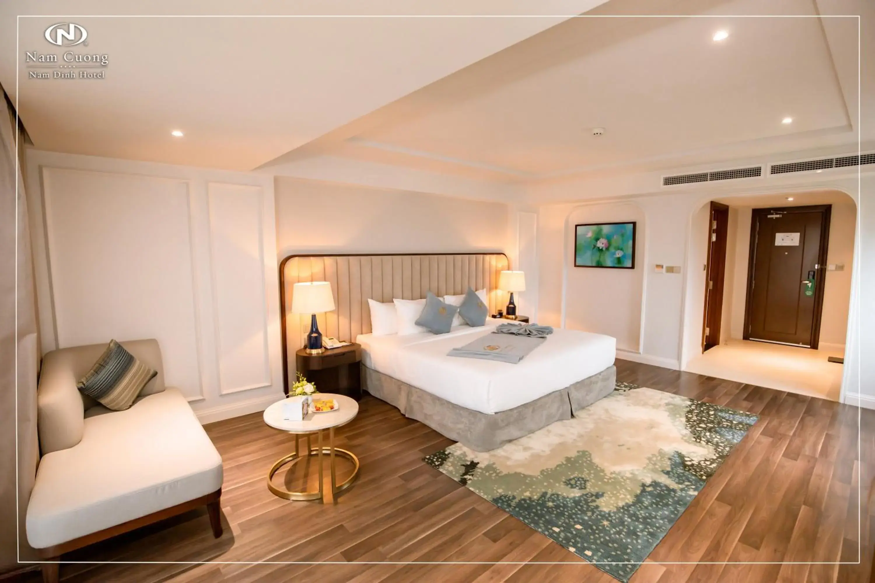 Photo of the whole room, Bed in Nam Cuong Nam Dinh Hotel Photo of the whole room, Bed in Nam Cuong Nam Dinh Hotel