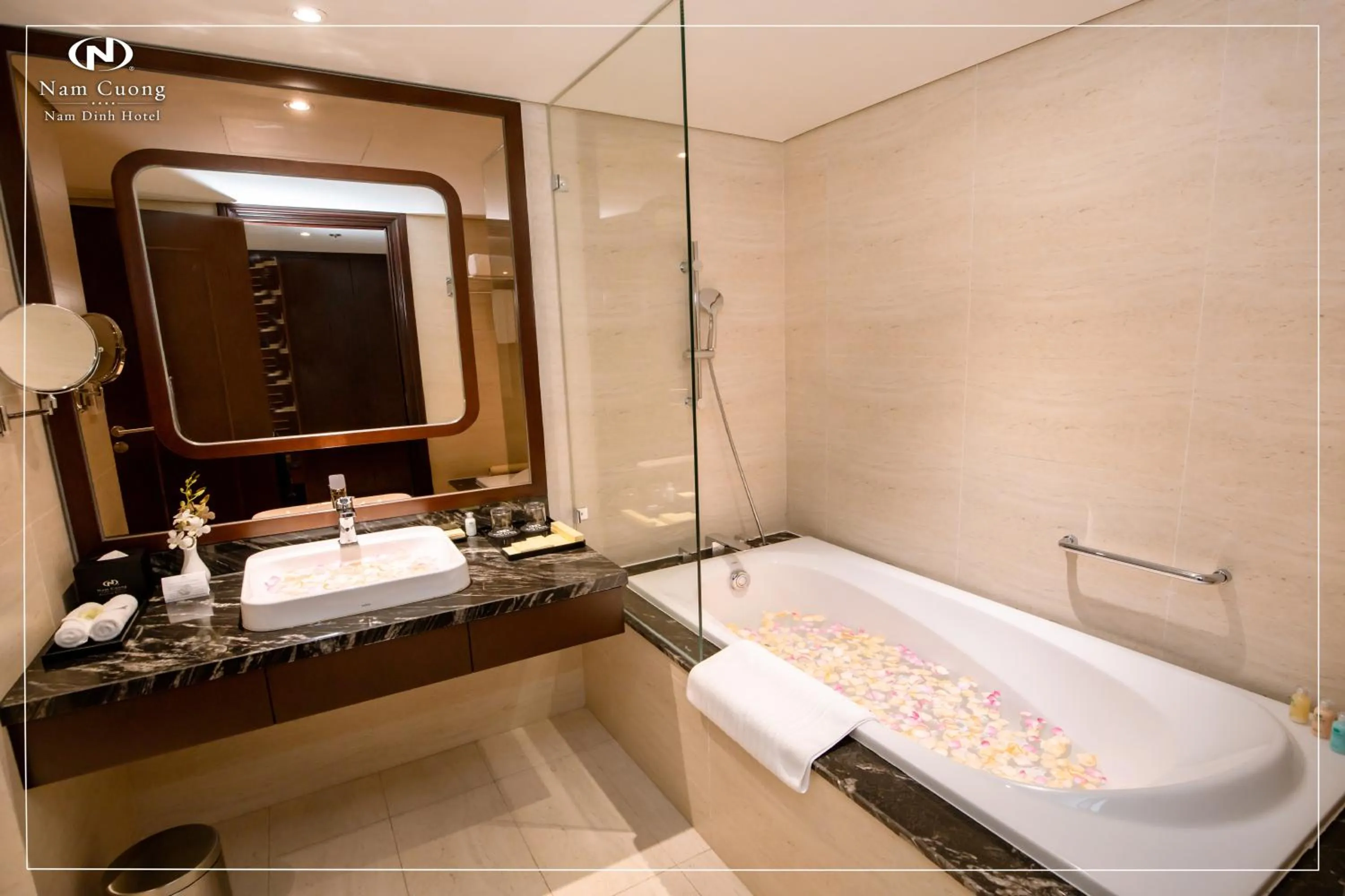 Bathroom in Nam Cuong Nam Dinh Hotel