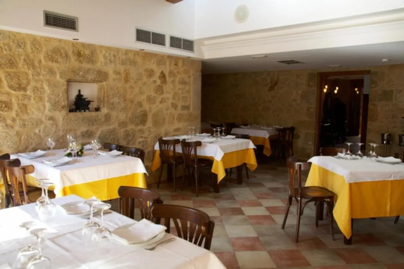 Restaurant/places to eat in Hotel Vila do Val Restaurant/places to eat in Hotel Vila do Val