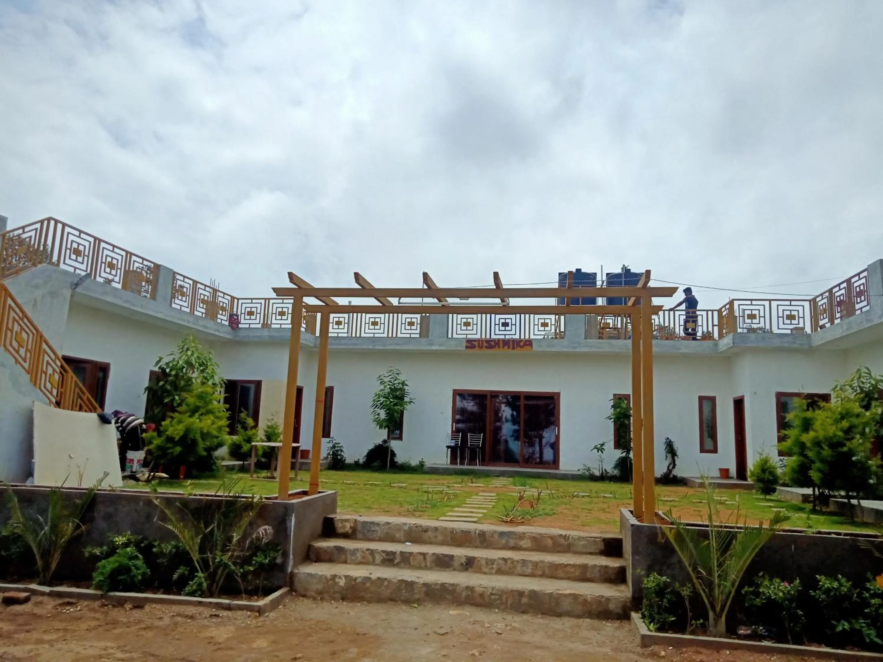 Sushmika Resorts Inn
