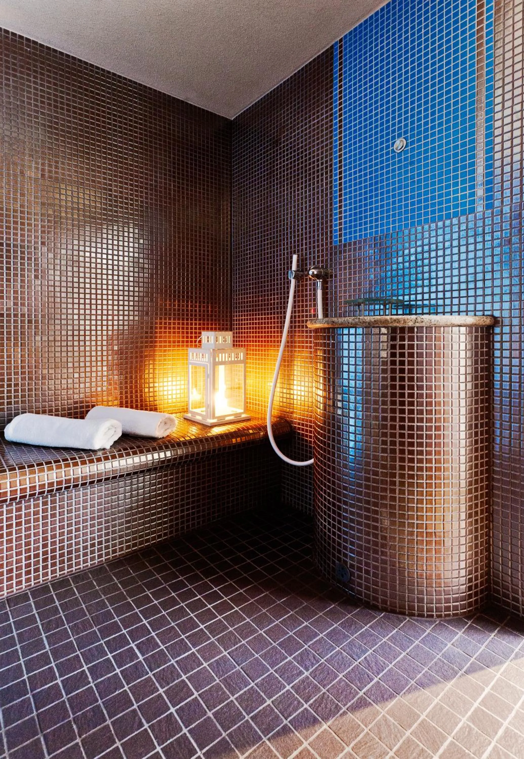 Steam room in Cottonina Hotel & Mineral SPA Resort