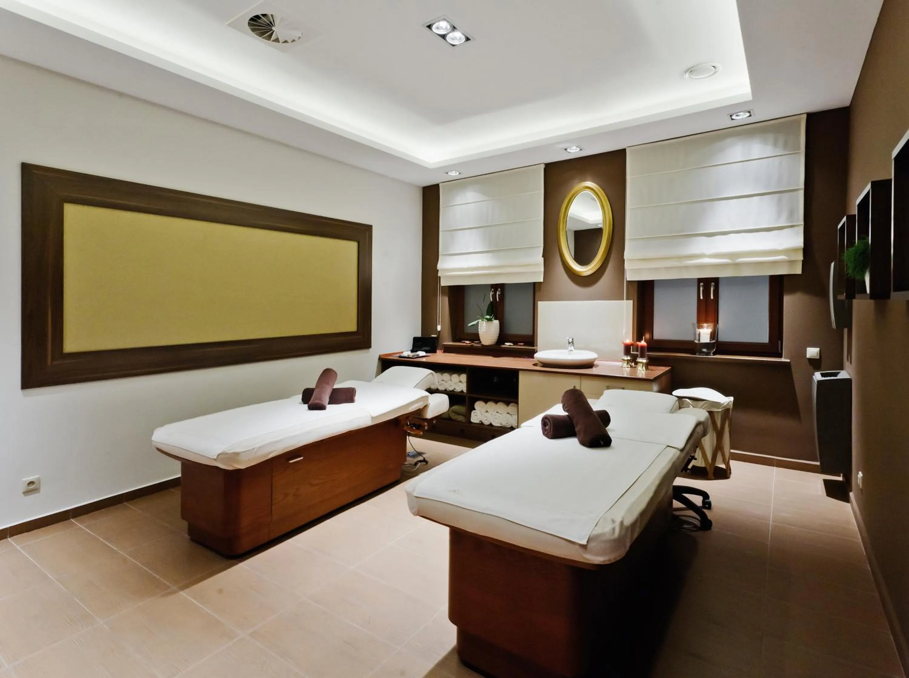 Massage in Cottonina Hotel & Mineral SPA Resort