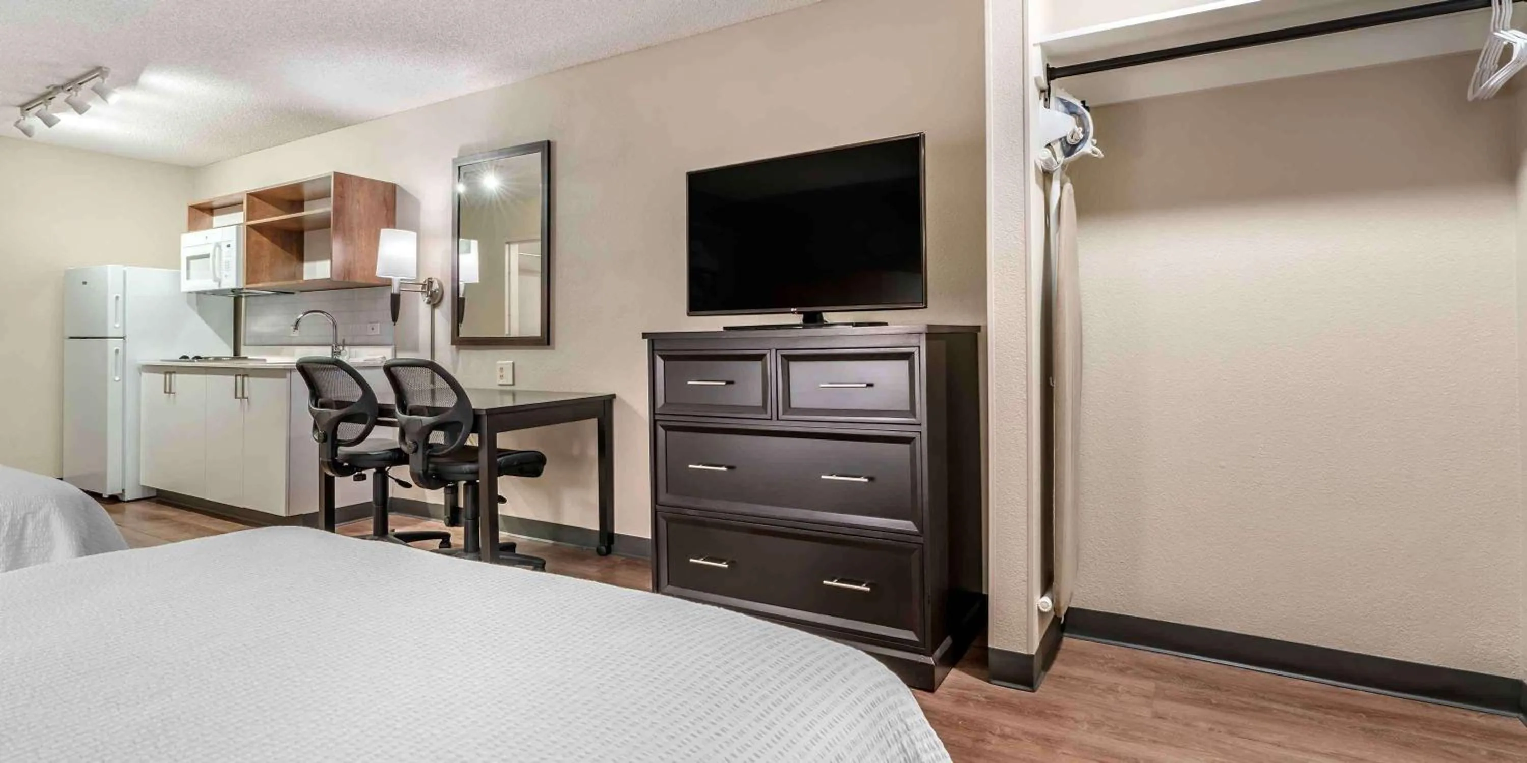 Bedroom in Extended Stay America Premier Suites - San Francisco - Belmont