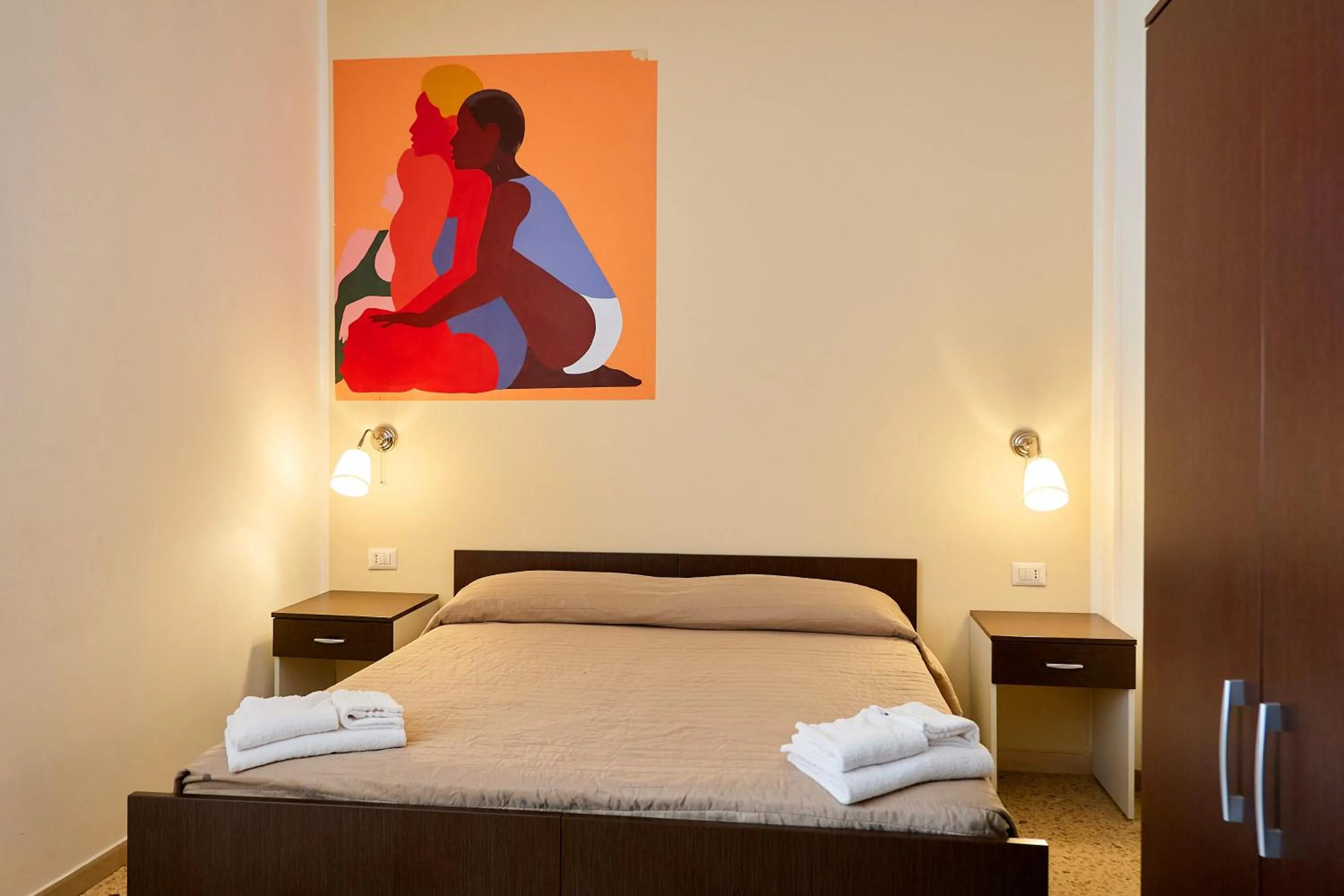 Bed in Soleē, Family Holidays & Hostelling