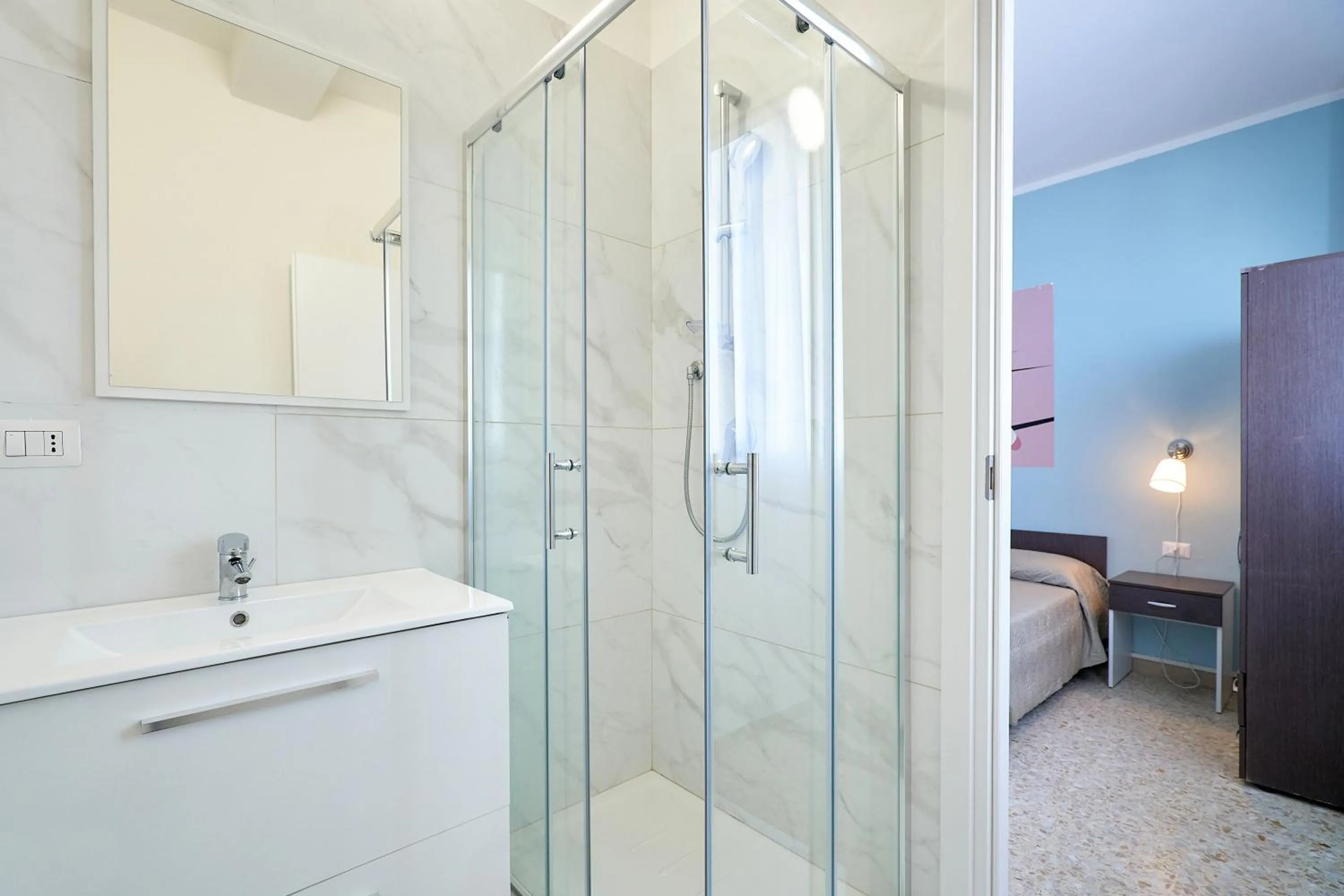 Bed in Soleē, Family Holidays & Hostelling
