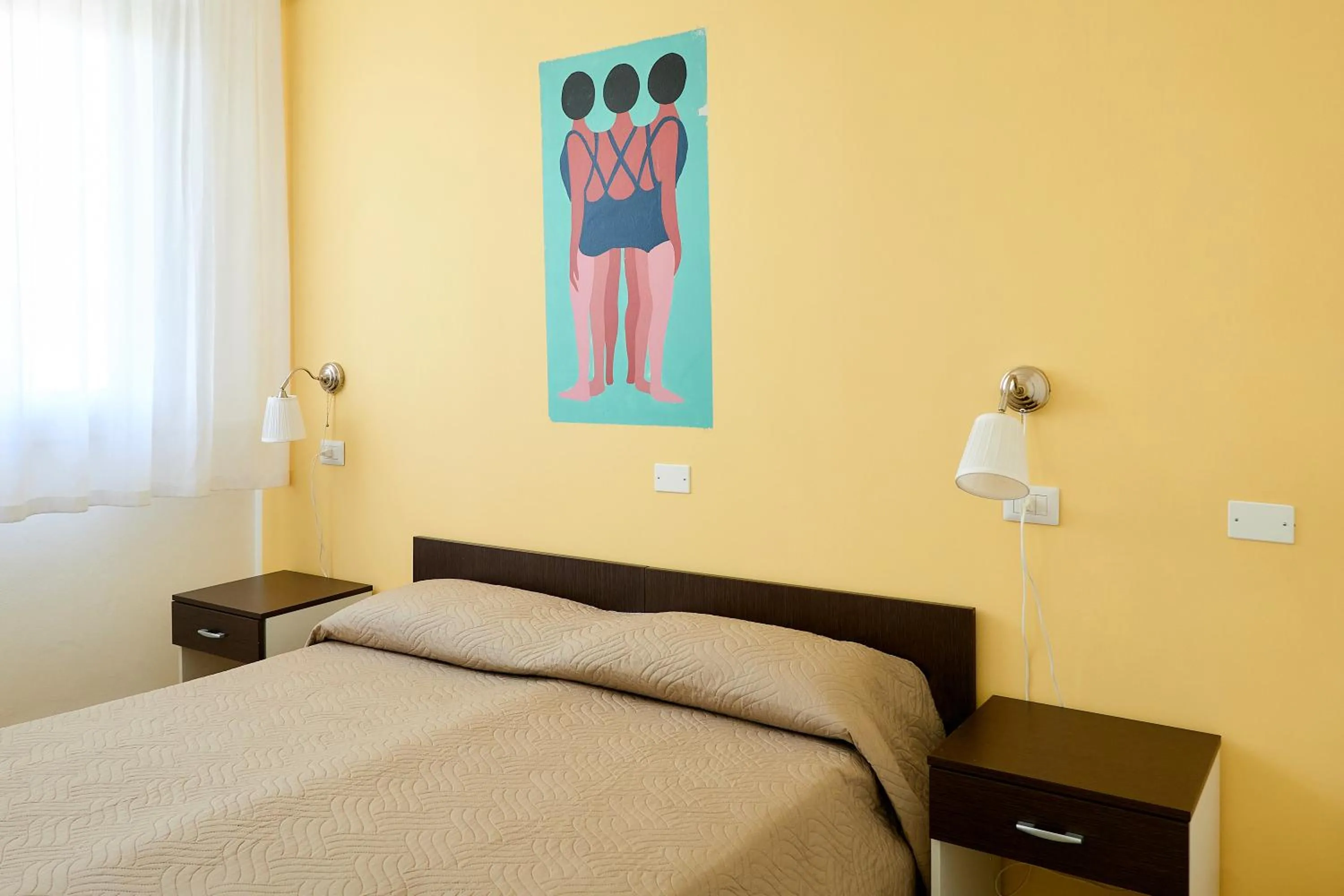 Bed in Soleē, Family Holidays & Hostelling