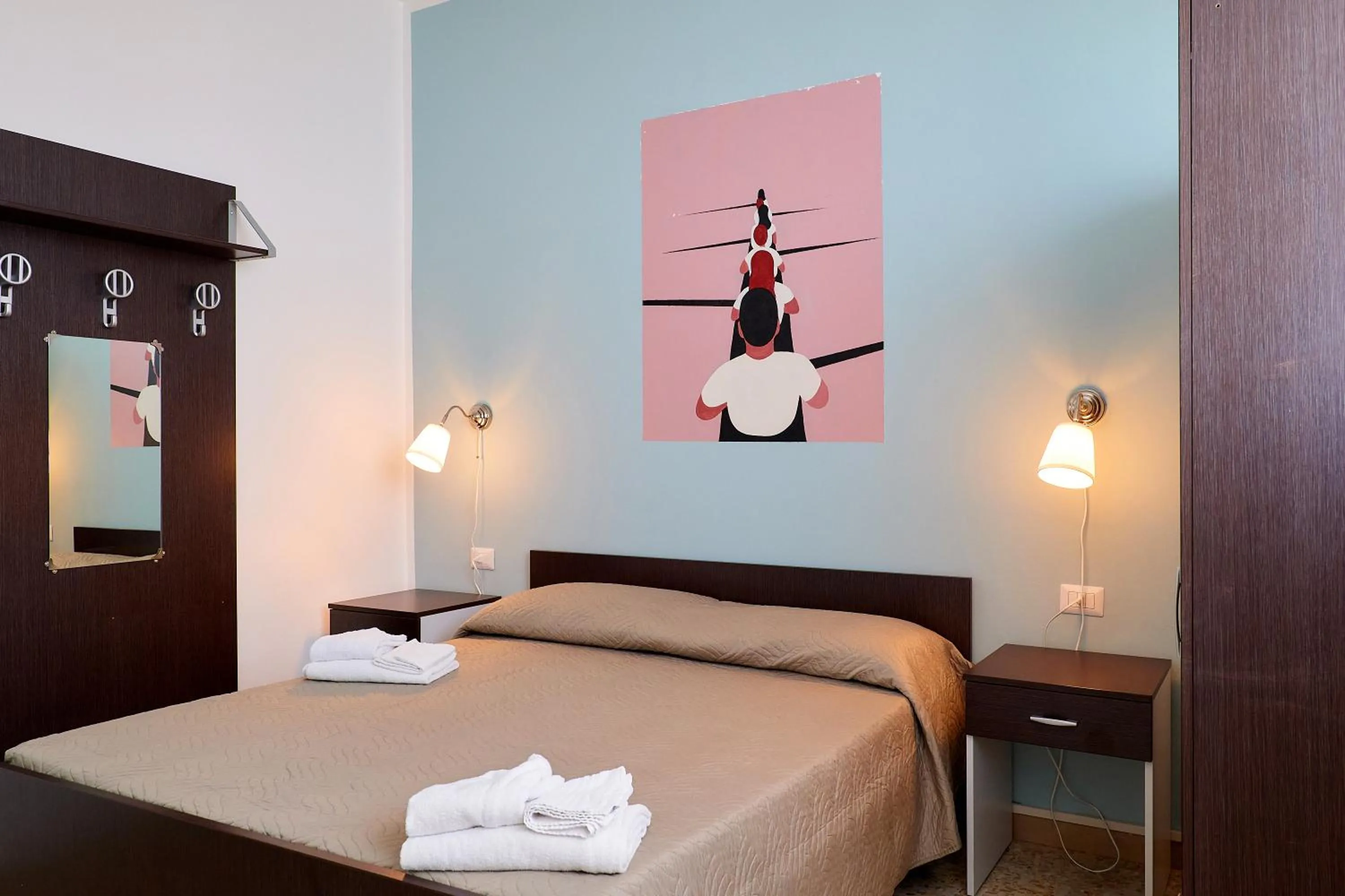 Bed in Soleē, Family Holidays & Hostelling