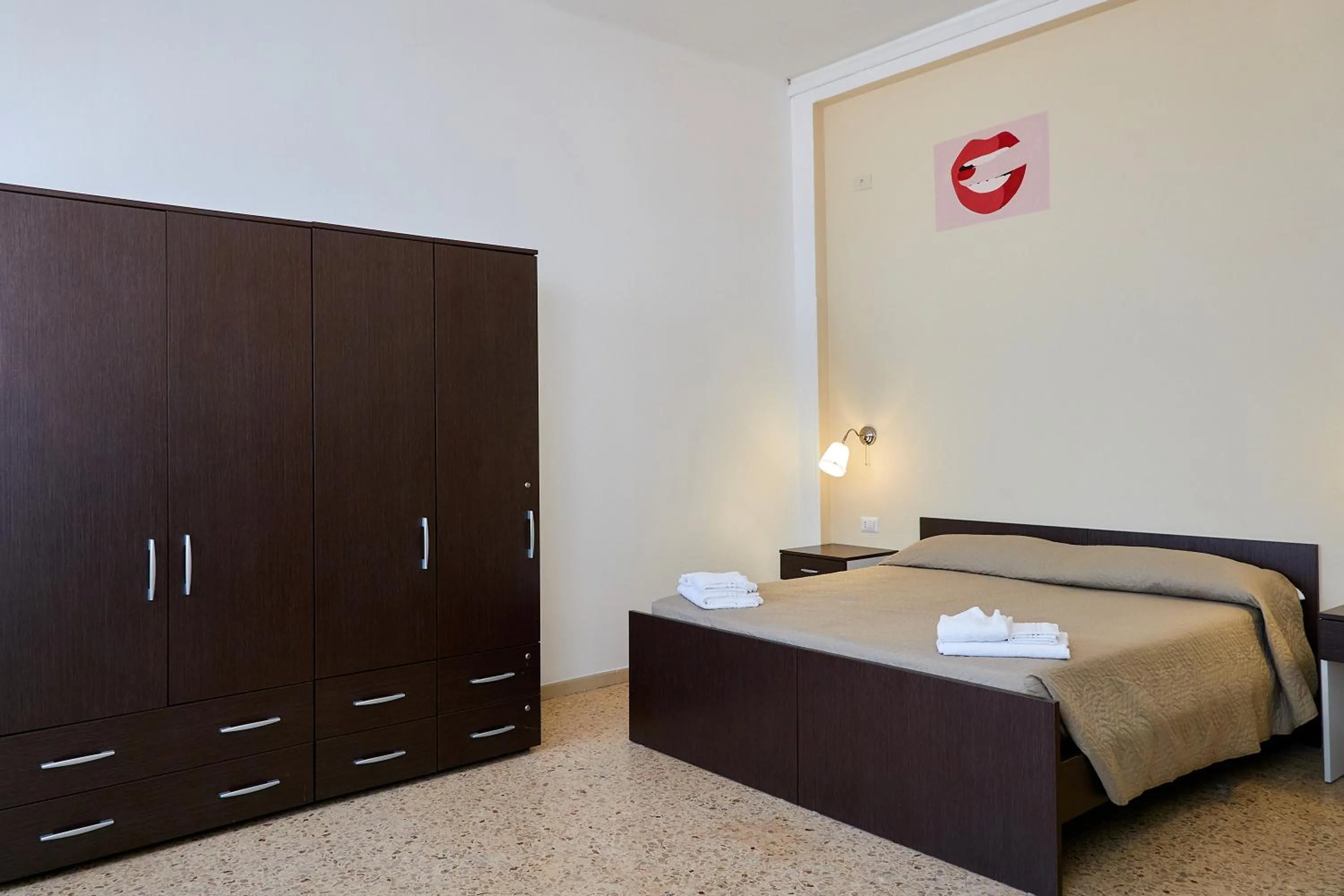 Bed in Soleē, Family Holidays & Hostelling