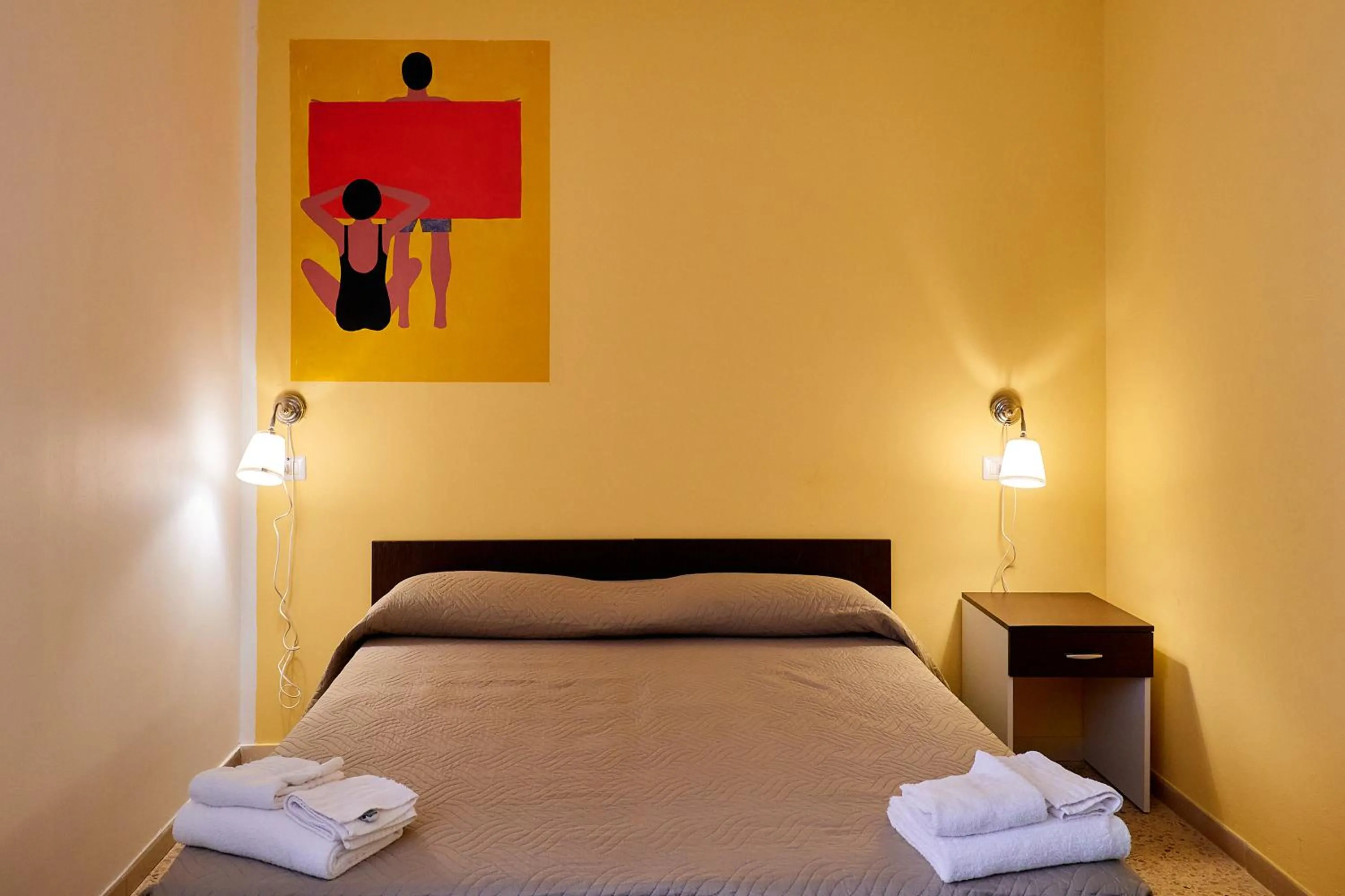 Bed in Soleē, Family Holidays & Hostelling