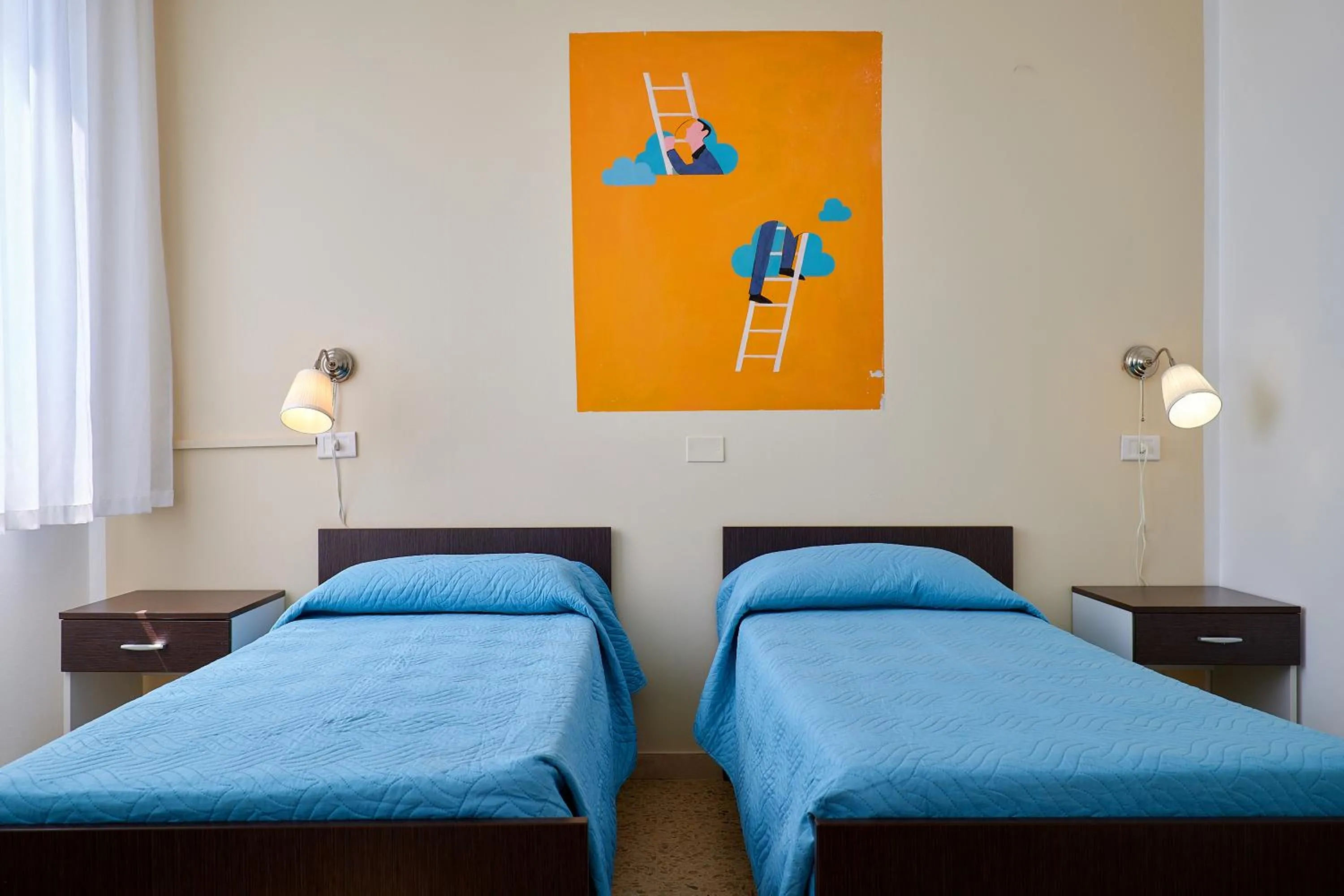 Bed in Soleē, Family Holidays & Hostelling