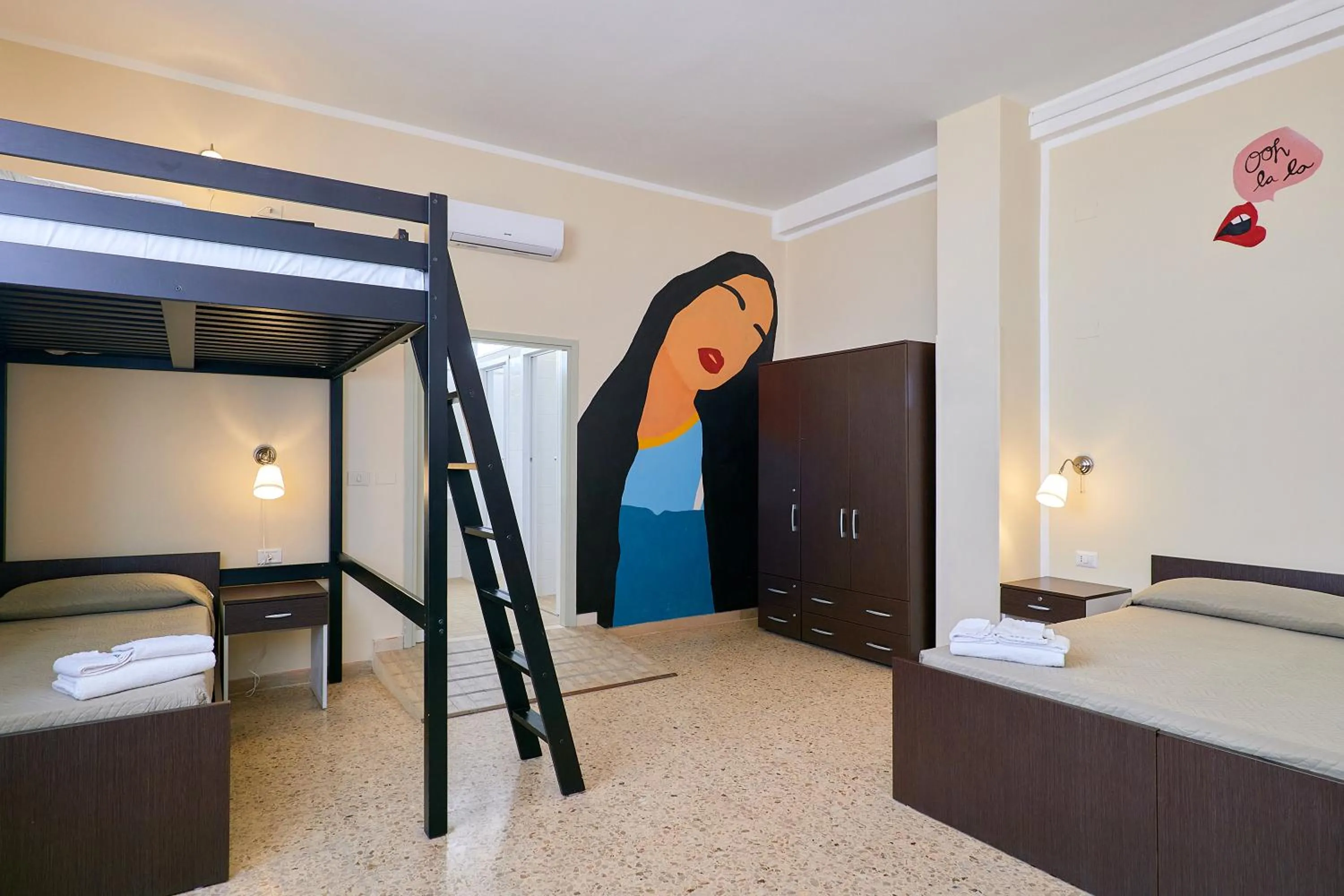Bed in Soleē, Family Holidays & Hostelling