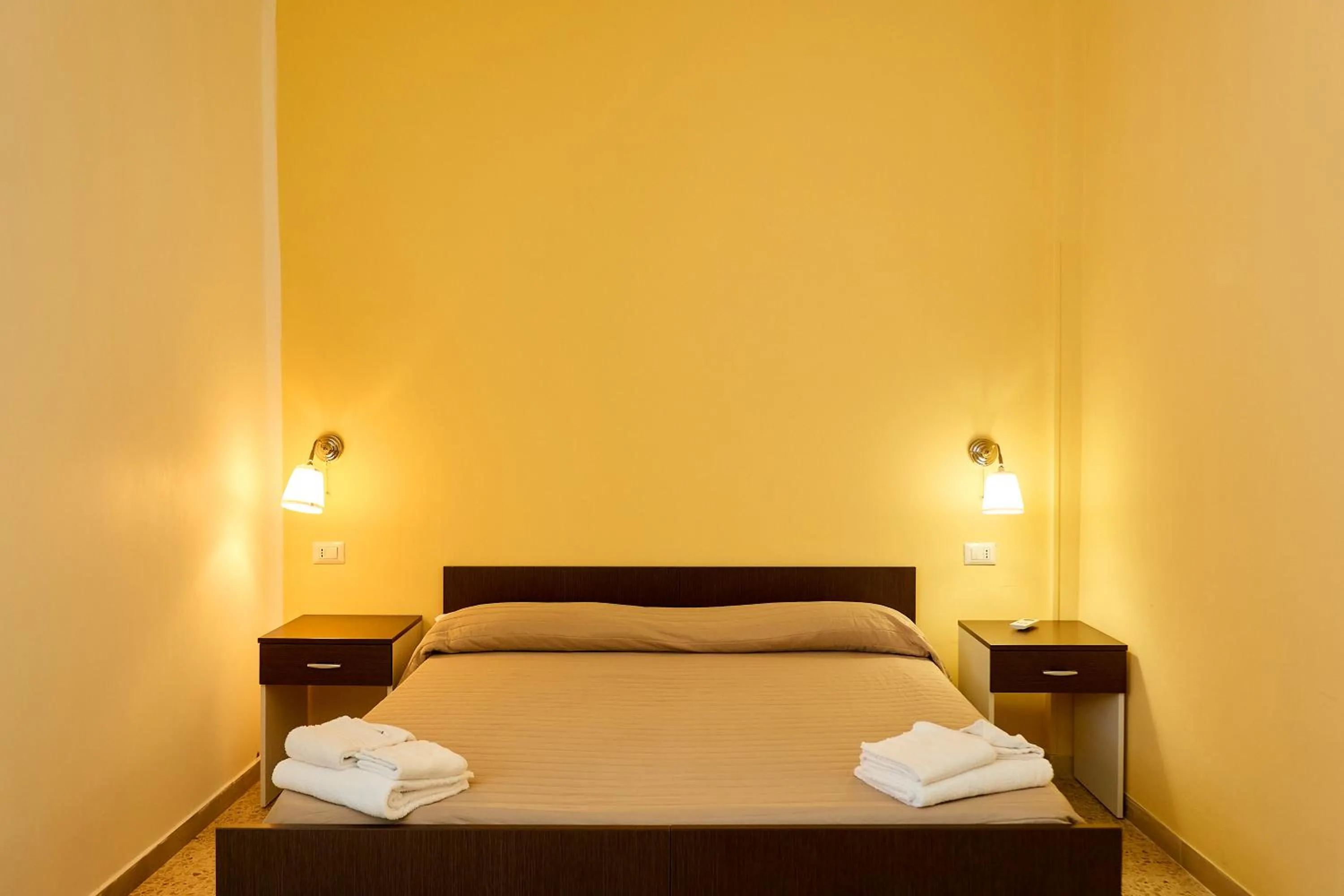 Bed in Soleē, Family Holidays & Hostelling