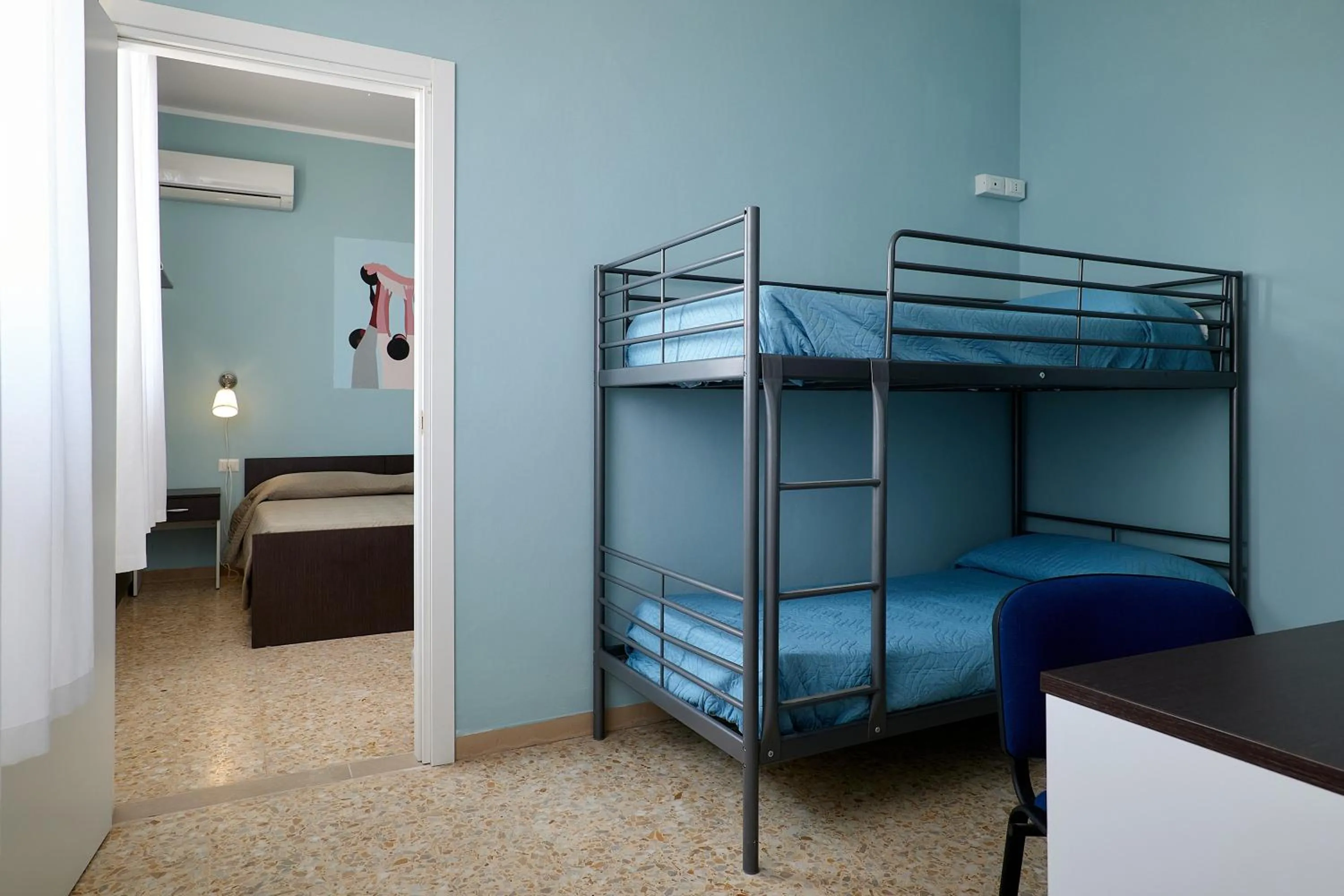 Bed in Soleē, Family Holidays & Hostelling