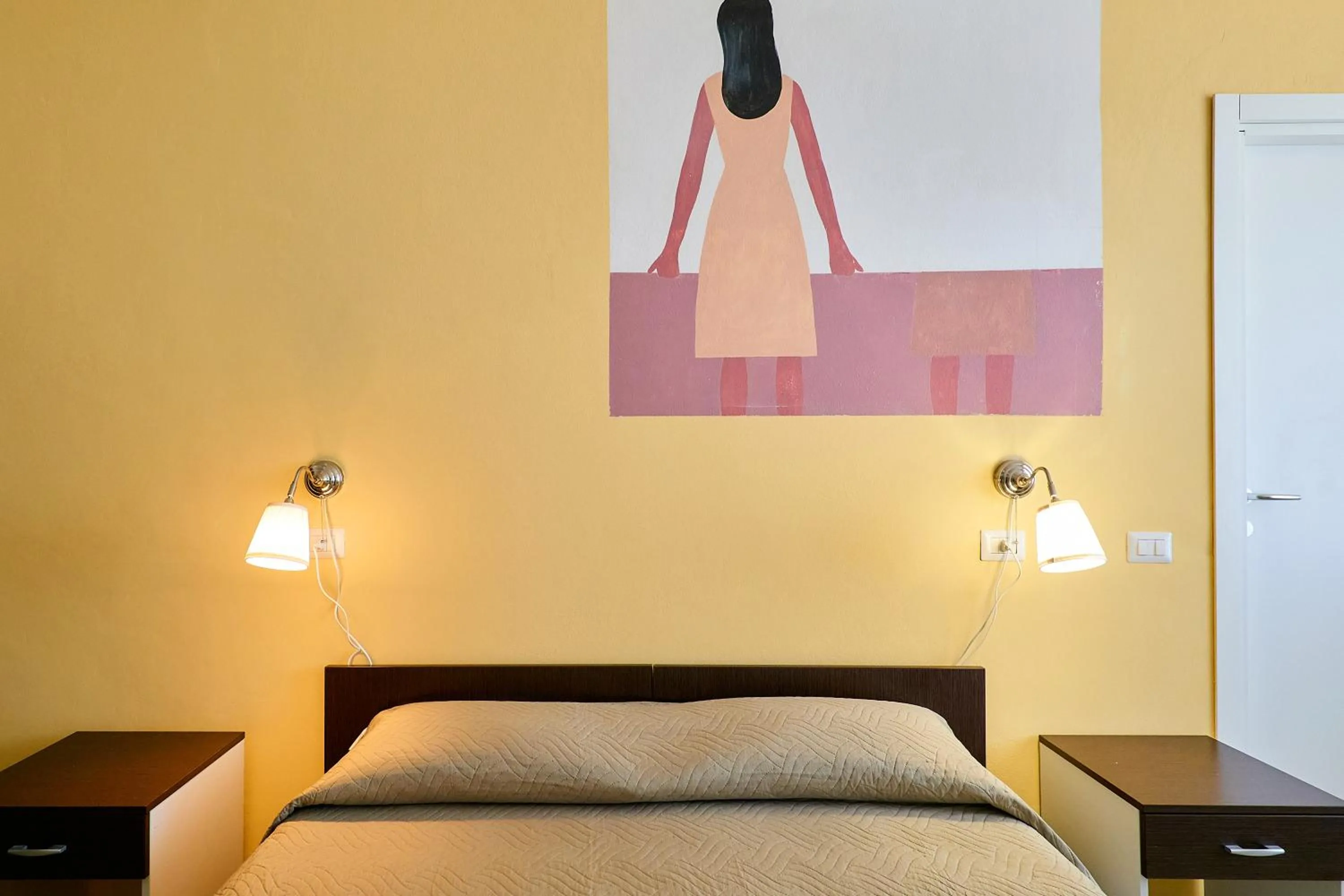 Bed in Soleē, Family Holidays & Hostelling