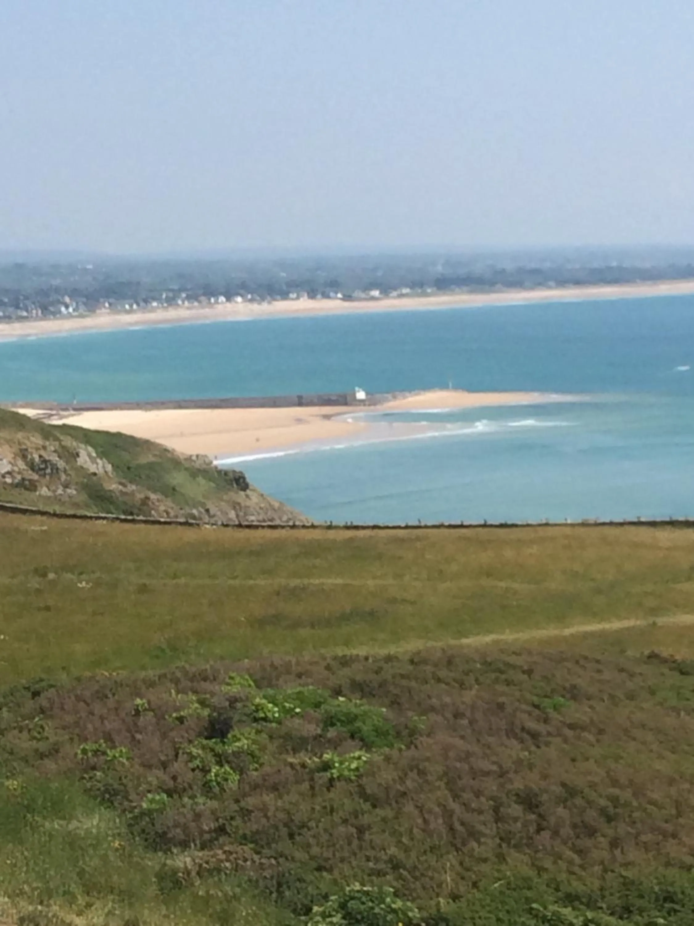 Hiking in "La Cabine" atypique, vue mer à la VILLA PLEIN VENT