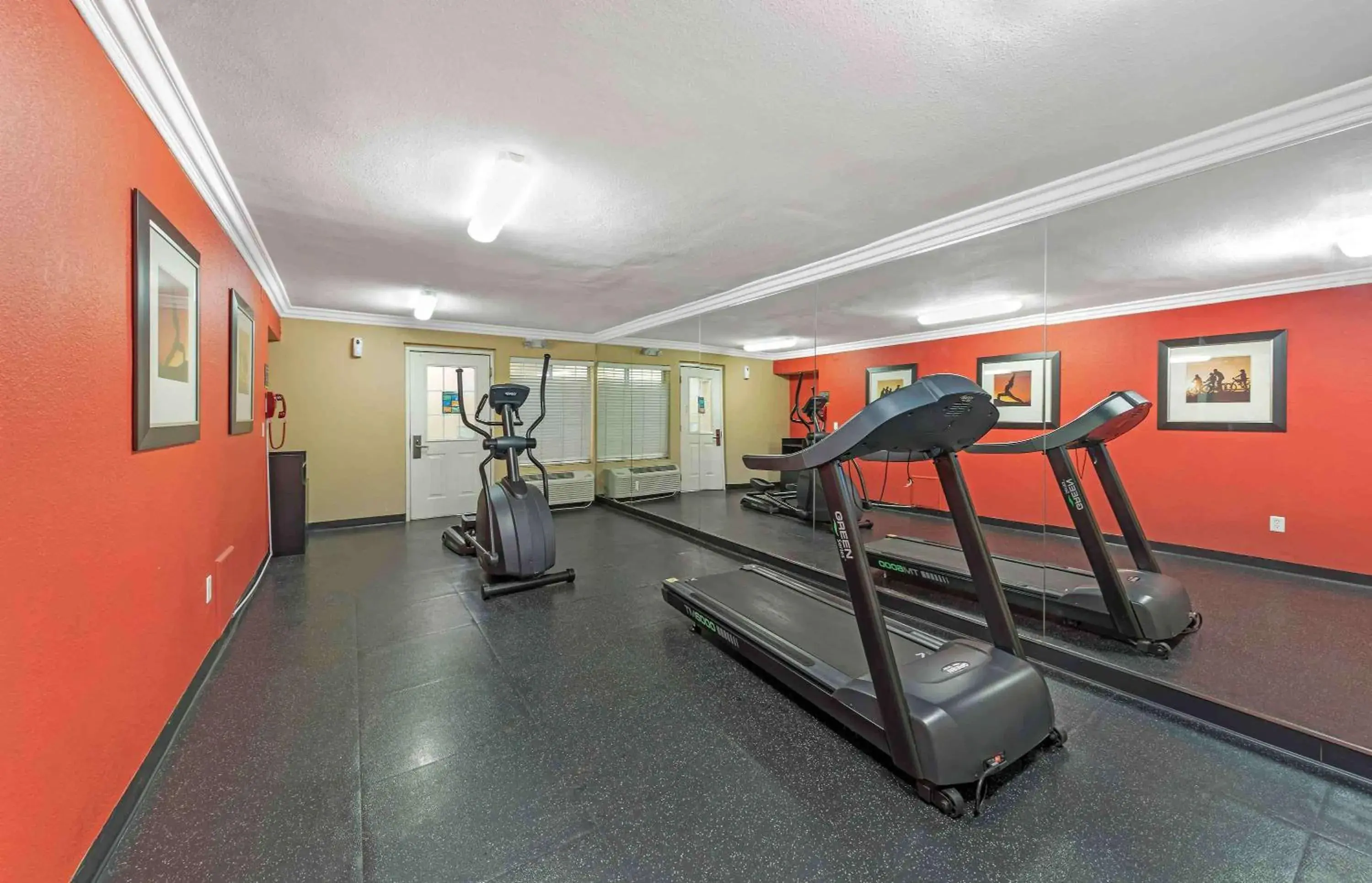 Fitness centre/facilities in Extended Suites - Orange County - Brea Fitness centre/facilities in Extended Suites - Orange County - Brea