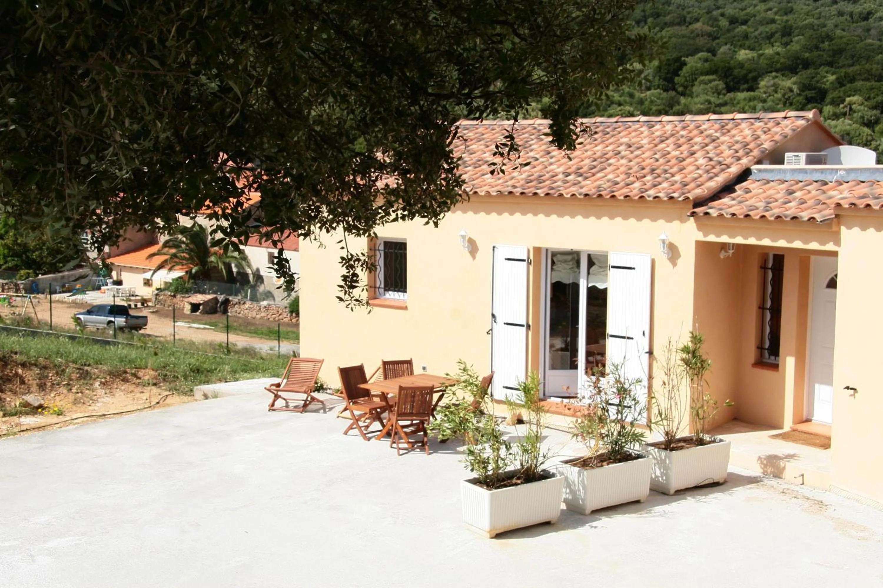 Orasi, Sartene, gîte dans villa climatisée tout confort