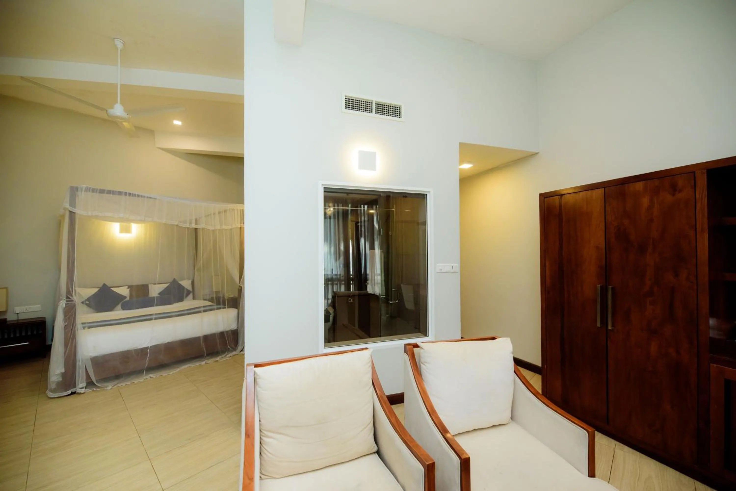 Bedroom, Bed in Hotel Refresh Blue